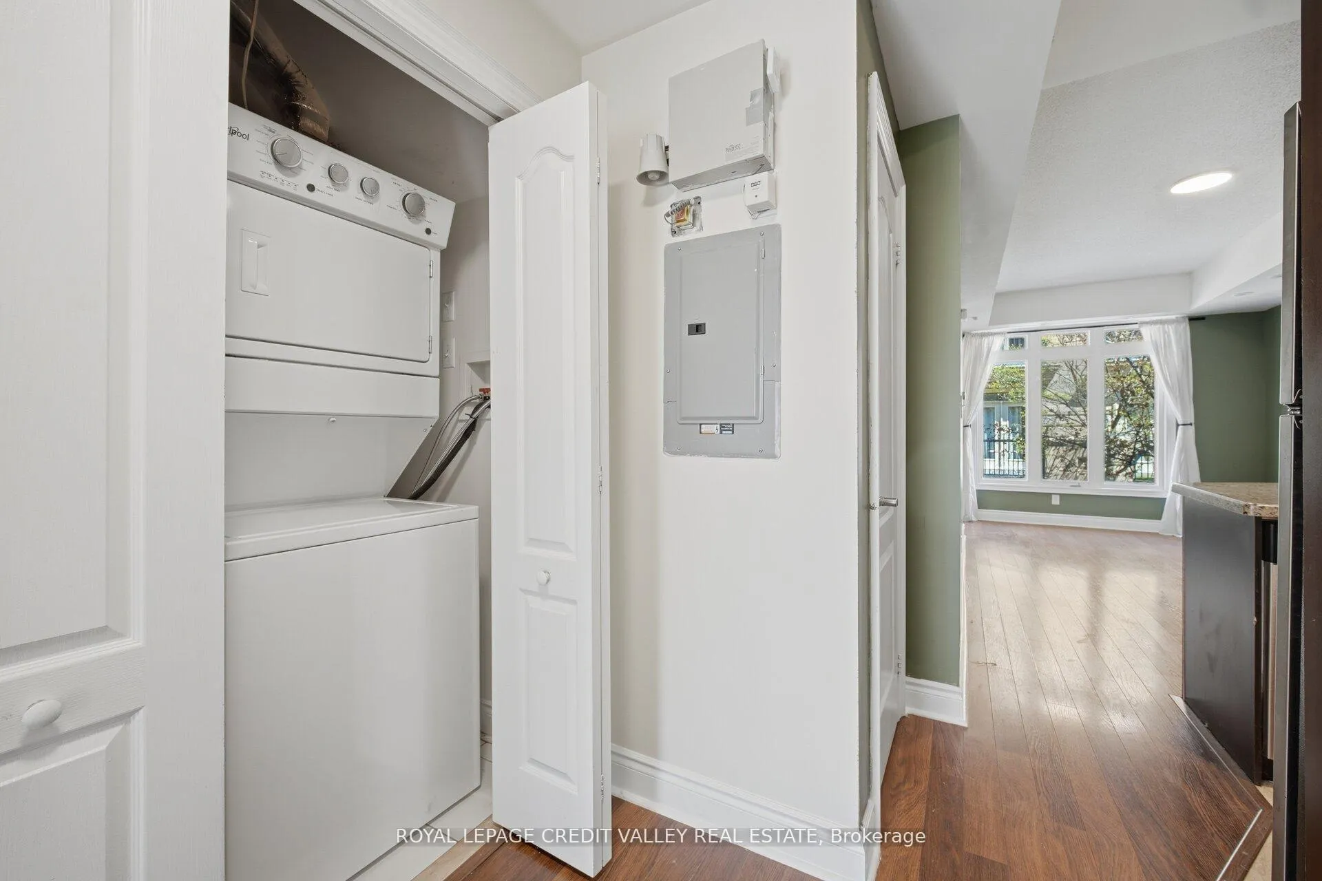 Photo 17 of Unit TH21, 88 Carr Street, Toronto, Kensington-Chinatown — HOMEH