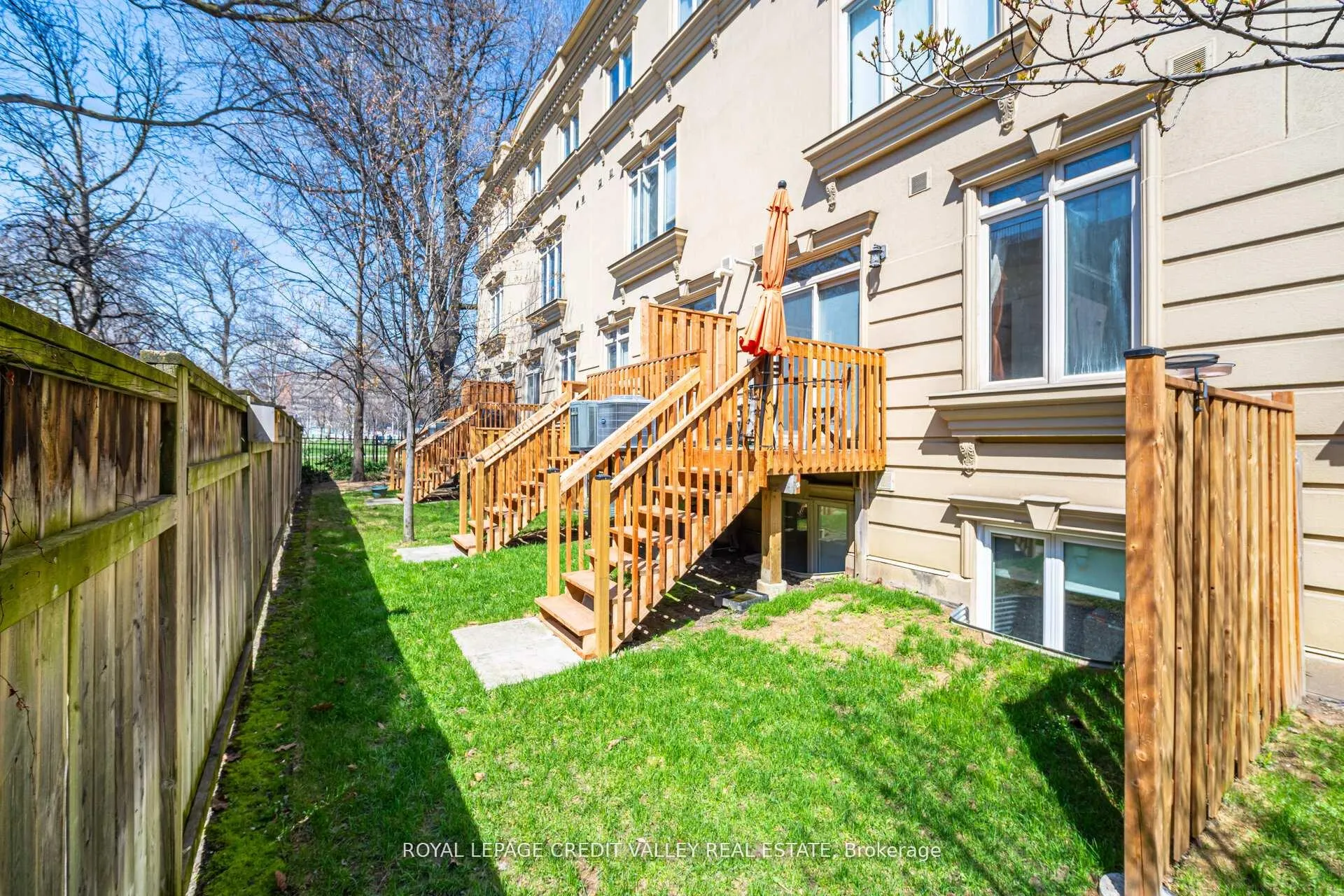 Photo 20 of Unit TH21, 88 Carr Street, Toronto, Kensington-Chinatown — HOMEH