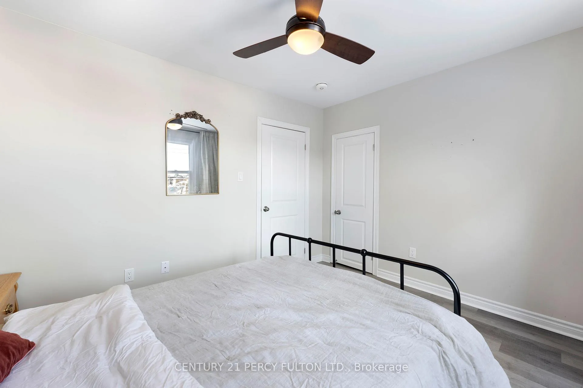 Photo 15 of 111 Melrose Avenue N, Hamilton, Gibson — HOMEH