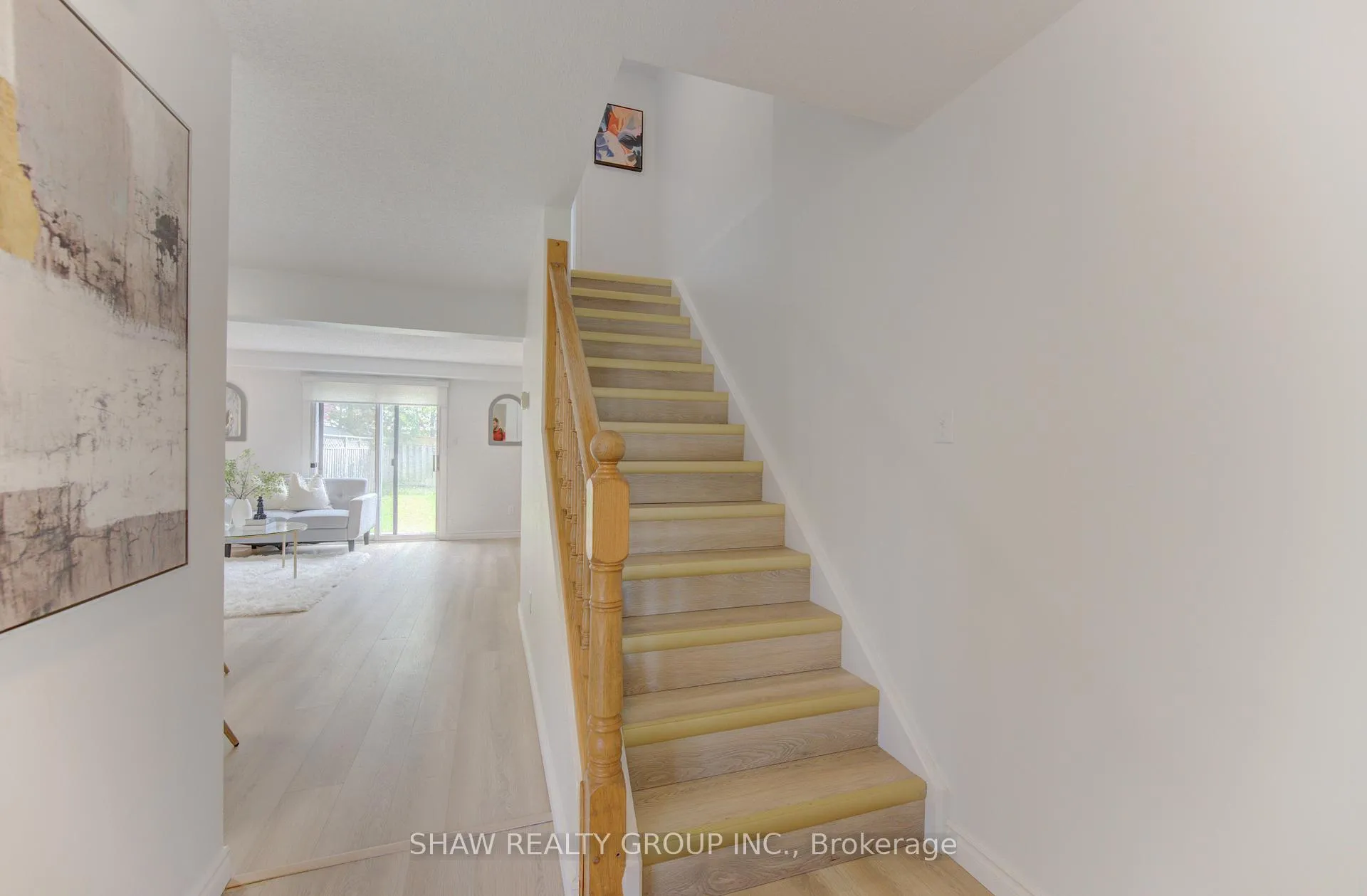 Photo 7 of Unit B, 603 Pinerow Crescent, Waterloo — HOMEH