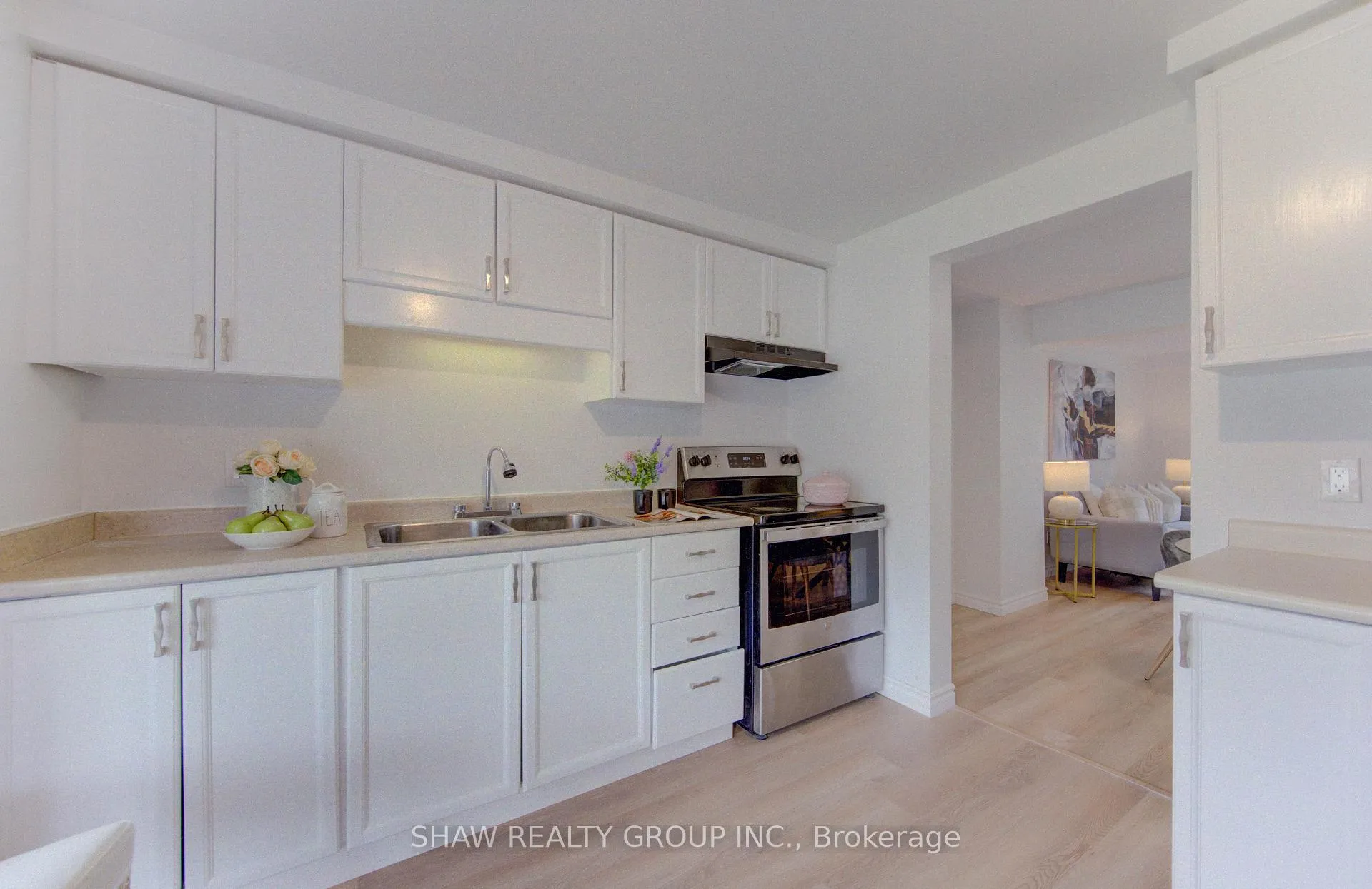 Photo 11 of Unit B, 603 Pinerow Crescent, Waterloo — HOMEH
