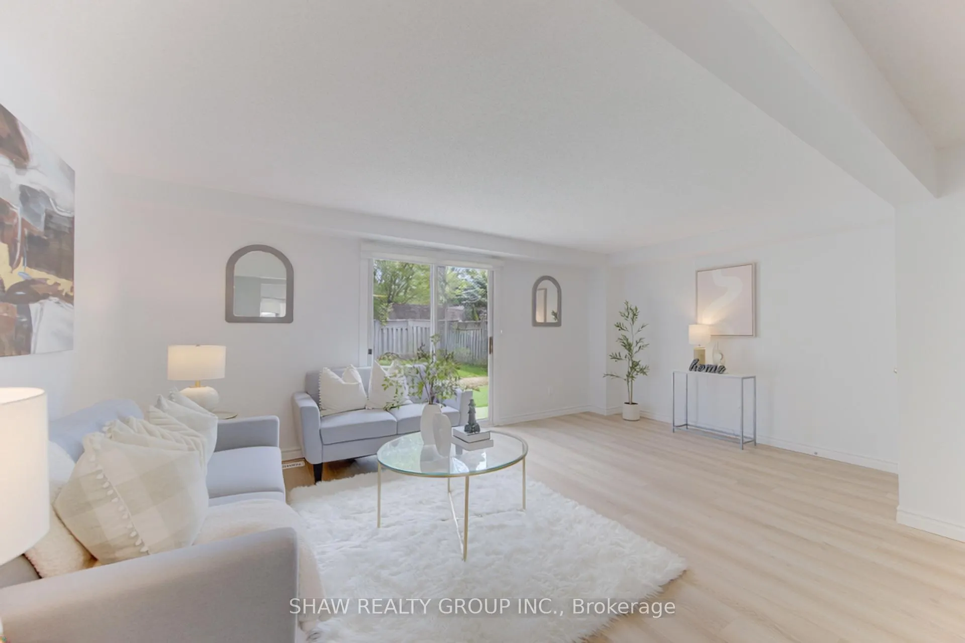 Photo 18 of Unit B, 603 Pinerow Crescent, Waterloo — HOMEH