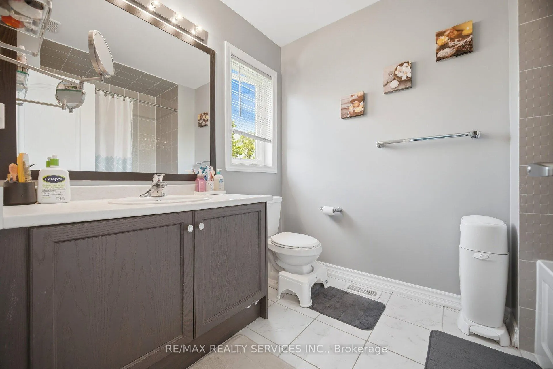 Photo 23 of 71 Tumblewood Place, Welland, Dain City — HOMEH