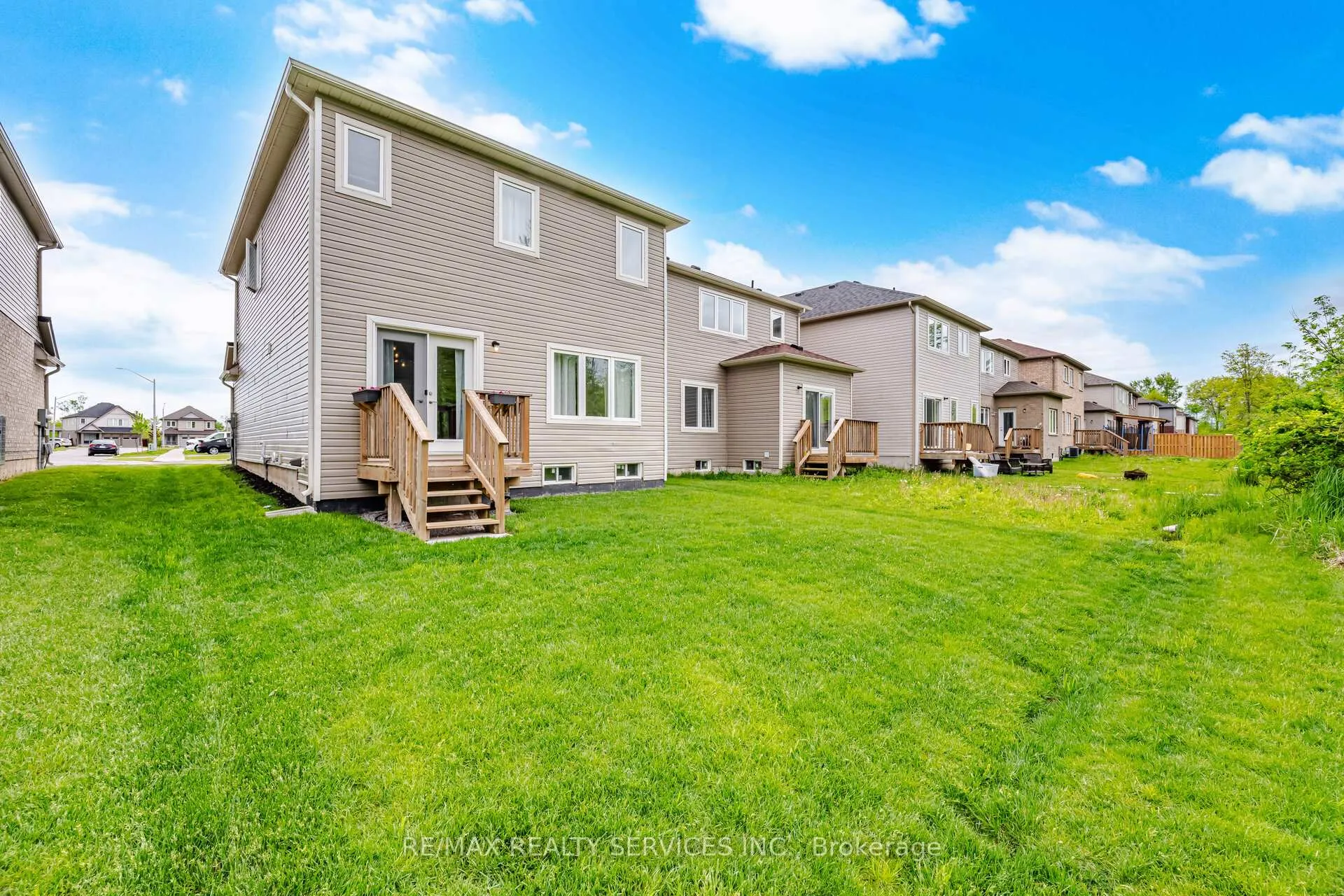 Photo 35 of 71 Tumblewood Place, Welland, Dain City — HOMEH