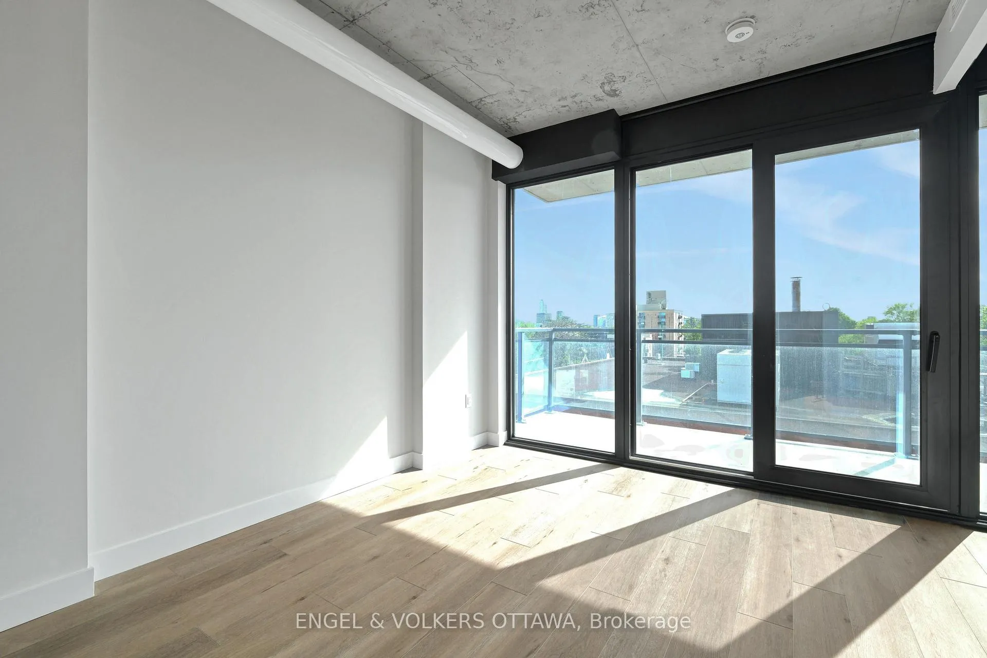 Photo 10 of Unit 514, 10 James Street, Ottawa, Ottawa Centre — HOMEH