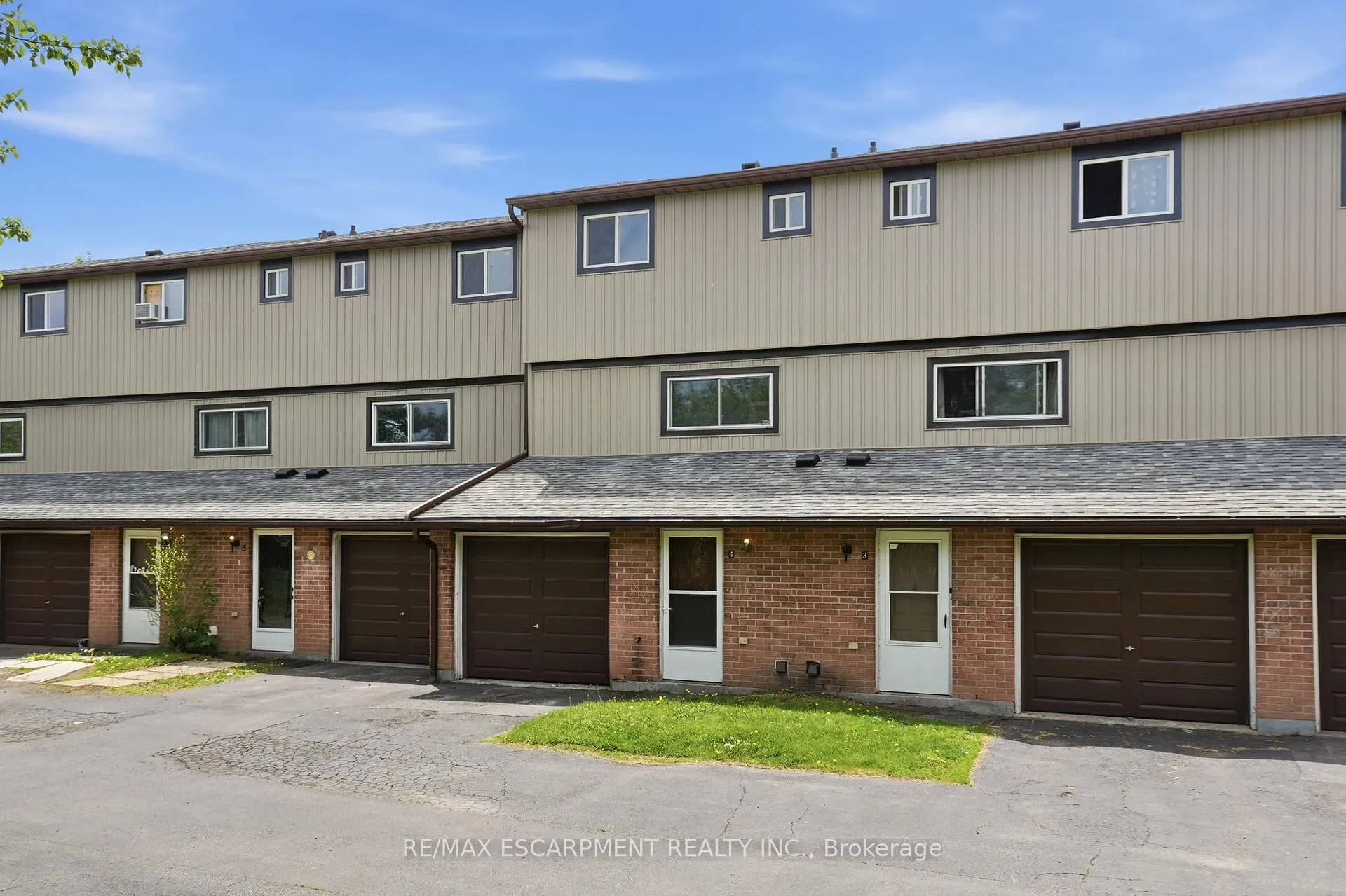 Photo 2 of Unit 4, 65 Mount Albion Road, Hamilton, Red Hill — HOMEH