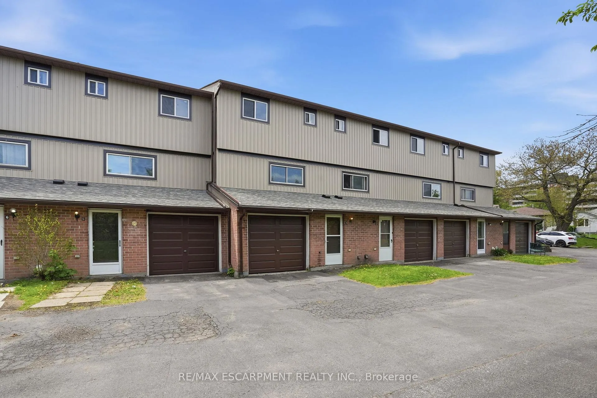 Photo 3 of Unit 4, 65 Mount Albion Road, Hamilton, Red Hill — HOMEH