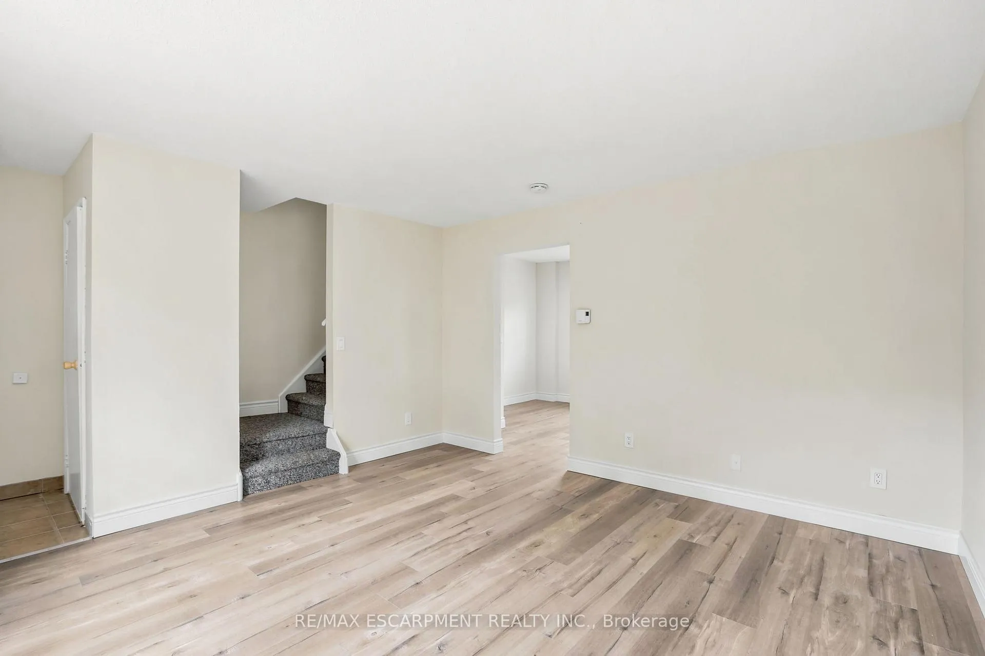 Photo 5 of Unit 4, 65 Mount Albion Road, Hamilton, Red Hill — HOMEH