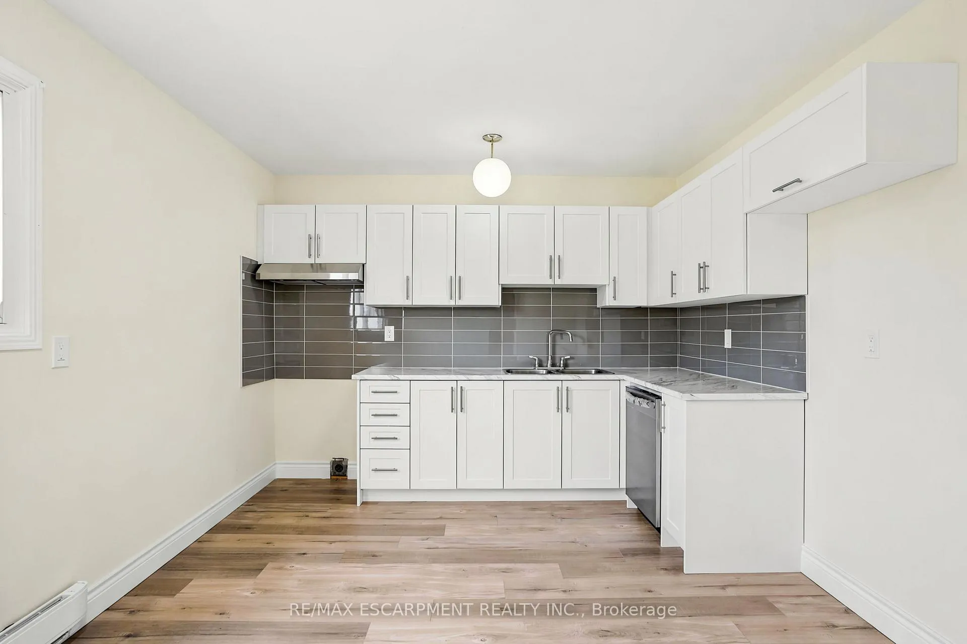 Photo 9 of Unit 4, 65 Mount Albion Road, Hamilton, Red Hill — HOMEH