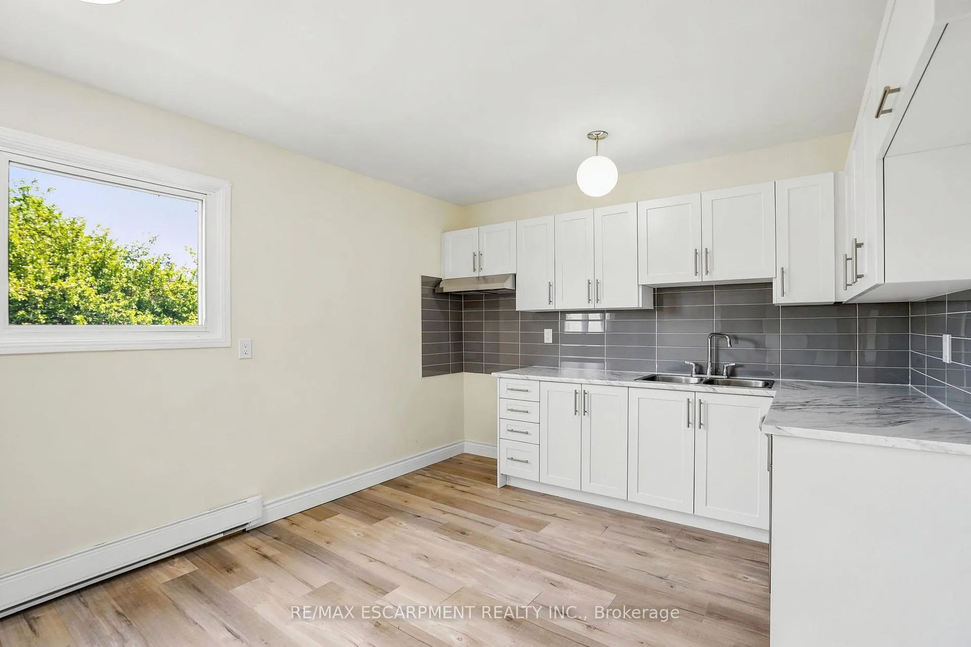 Photo 11 of Unit 4, 65 Mount Albion Road, Hamilton, Red Hill — HOMEH