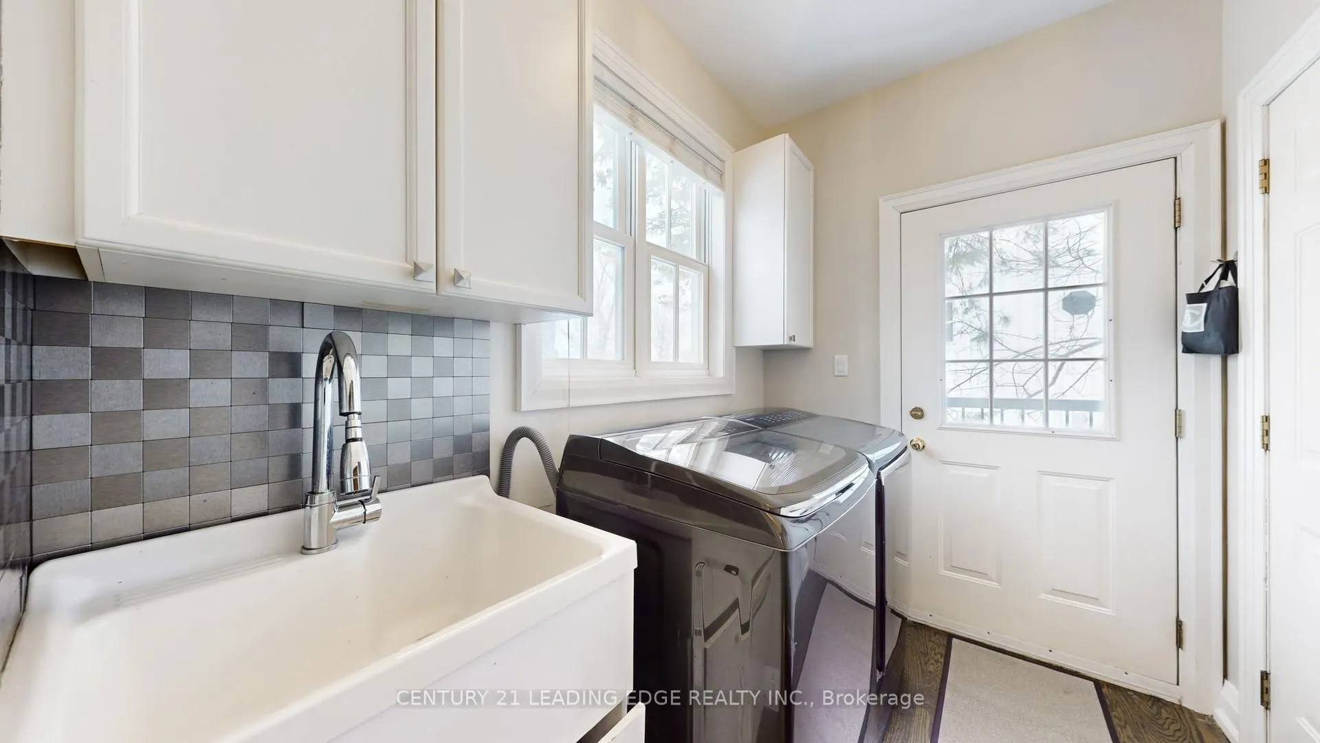 Photo 19 of 234 Main Street, Markham, Unionville — HOMEH
