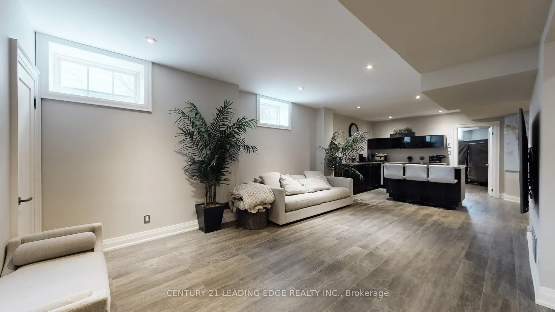 Photo 32 of 234 Main Street, Markham, Unionville — HOMEH