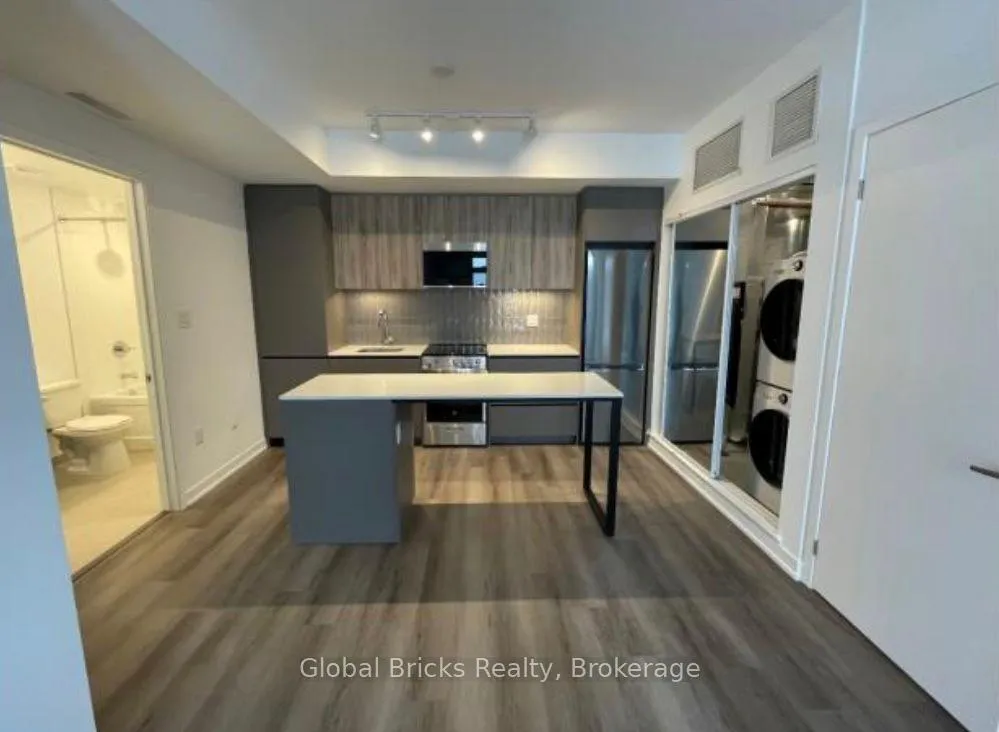 Photo 3 of Unit 102, 30 All Nations Drive, Brampton, Northwest Brampton — HOMEH