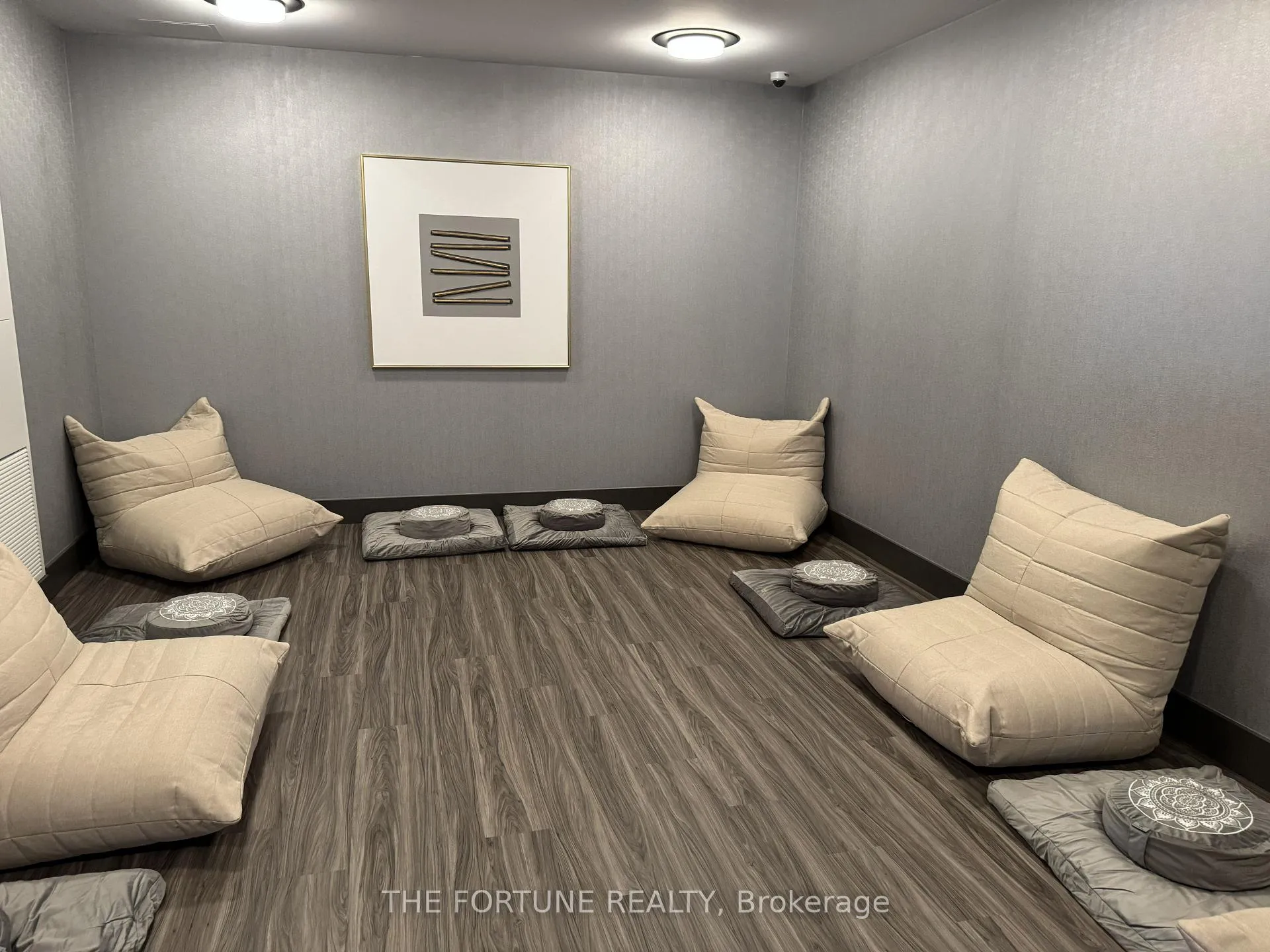 Photo 15 of Unit 2914, 75 James Street S, Hamilton, Corktown — HOMEH