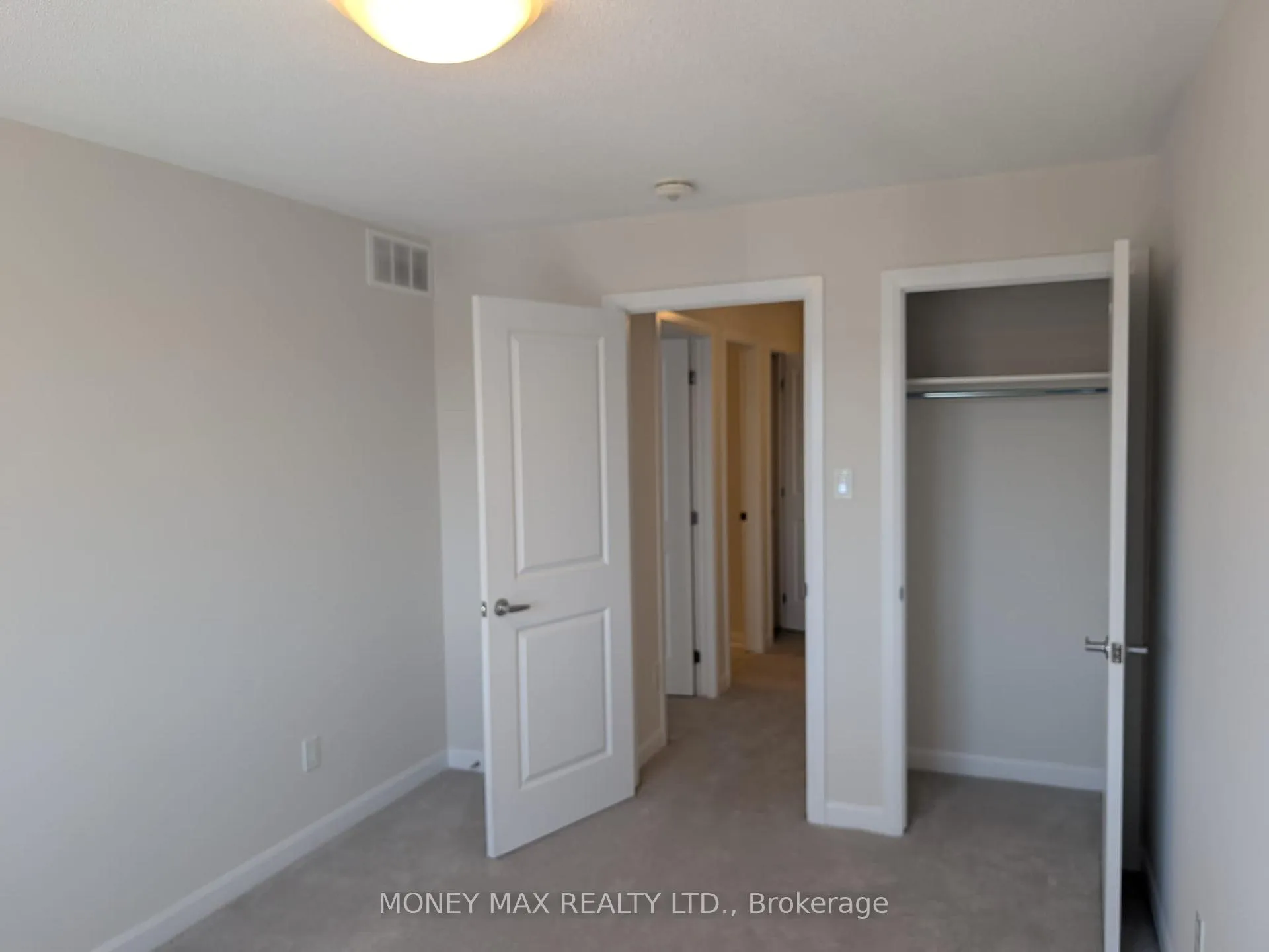 Photo 9 of 56 Teelin Circle, Ottawa, Barrhaven - Half Moon Bay — HOMEH