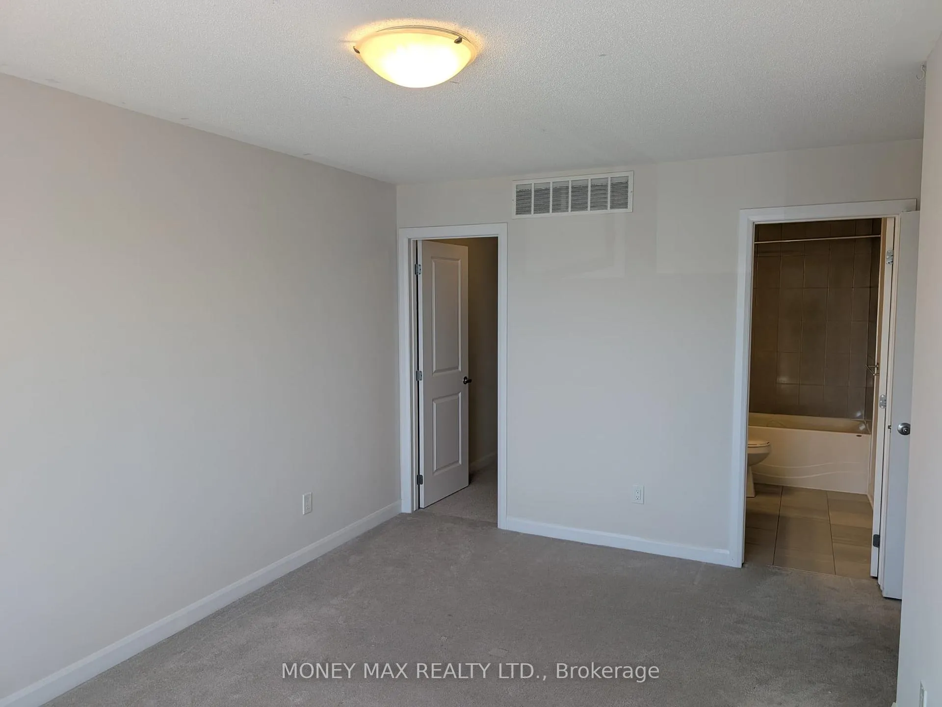 Photo 11 of 56 Teelin Circle, Ottawa, Barrhaven - Half Moon Bay — HOMEH