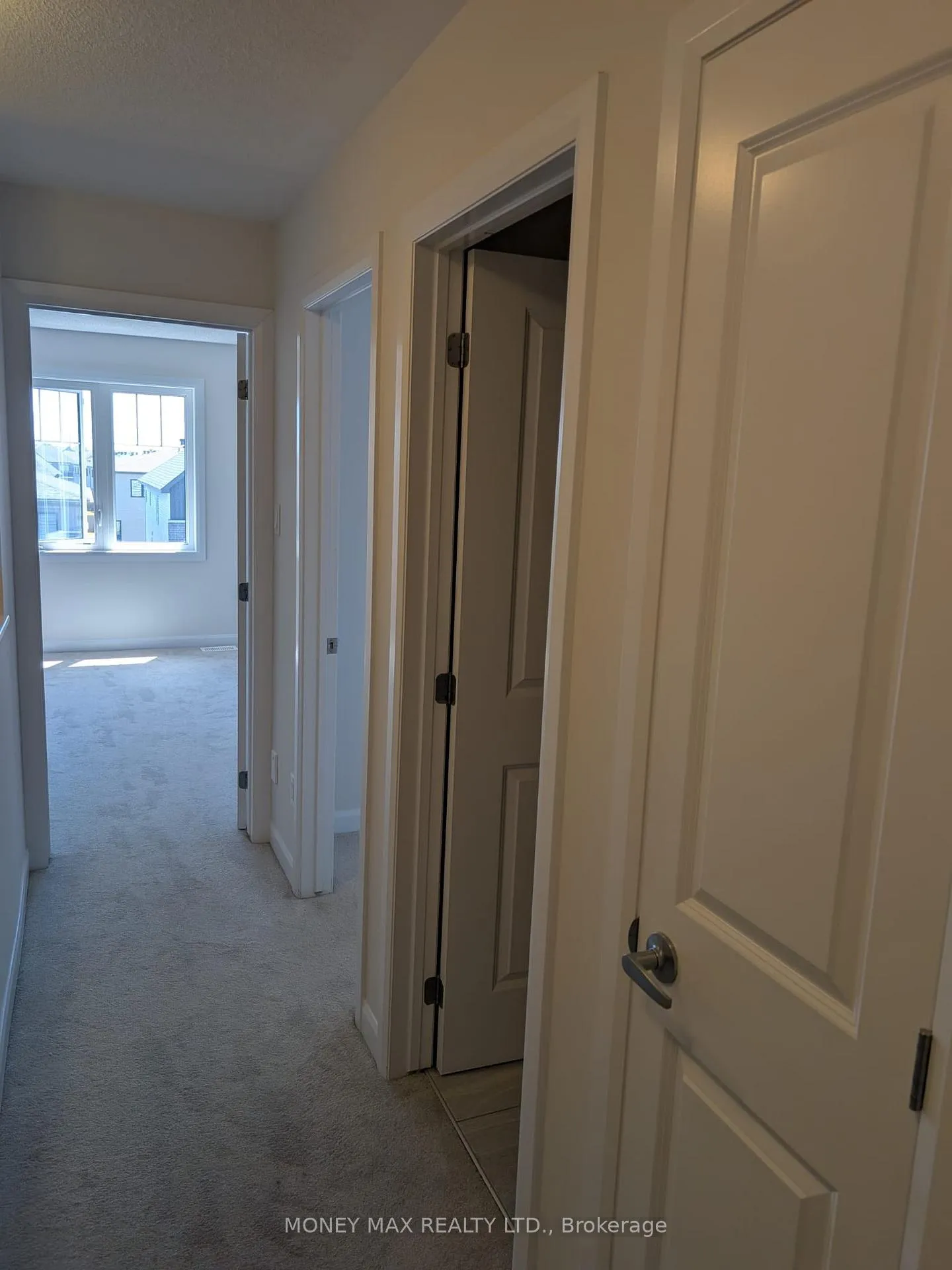 Photo 16 of 56 Teelin Circle, Ottawa, Barrhaven - Half Moon Bay — HOMEH