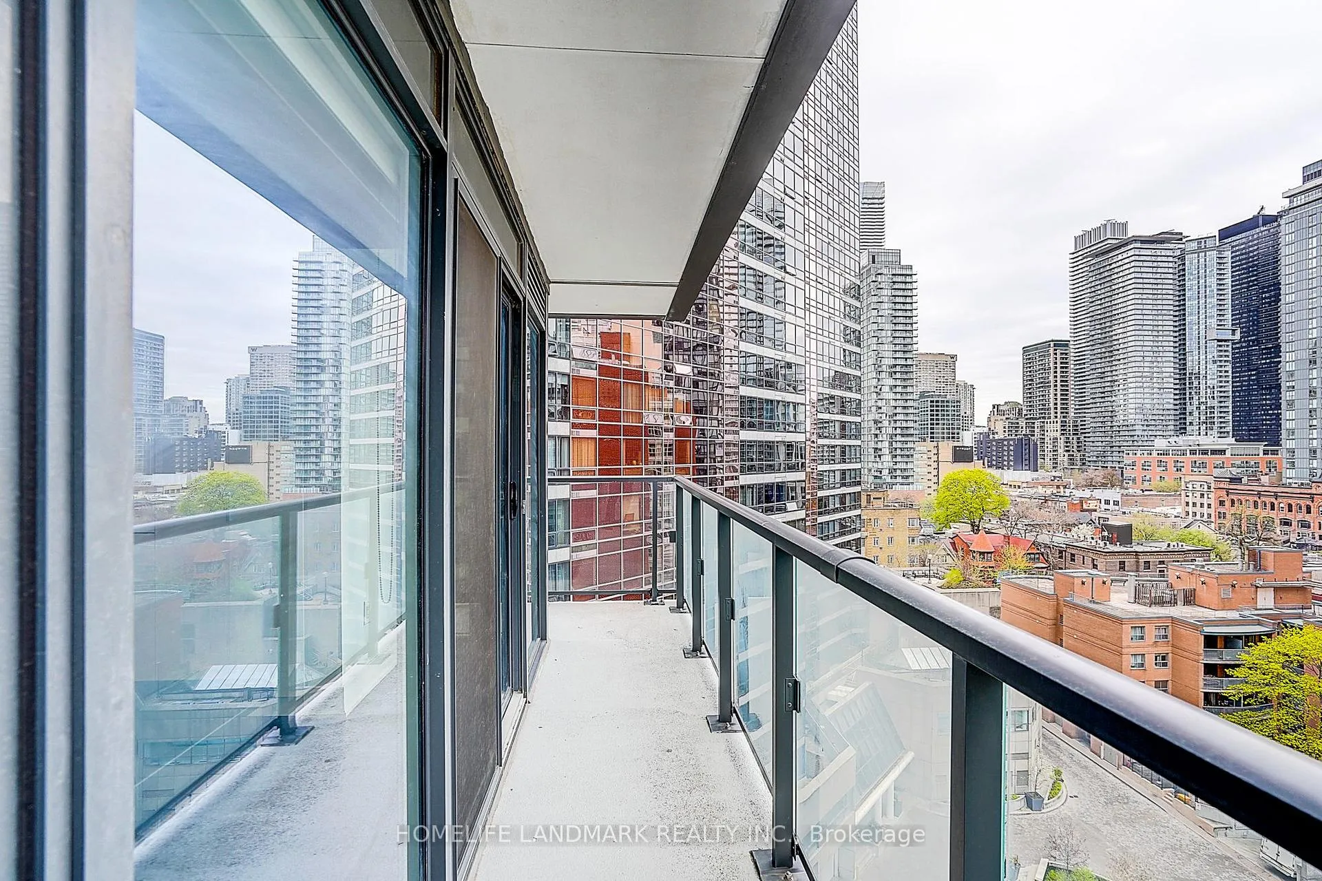 Photo 18 of Unit 2913, 955 Bay Street, Toronto, Bay Street Corridor — HOMEH