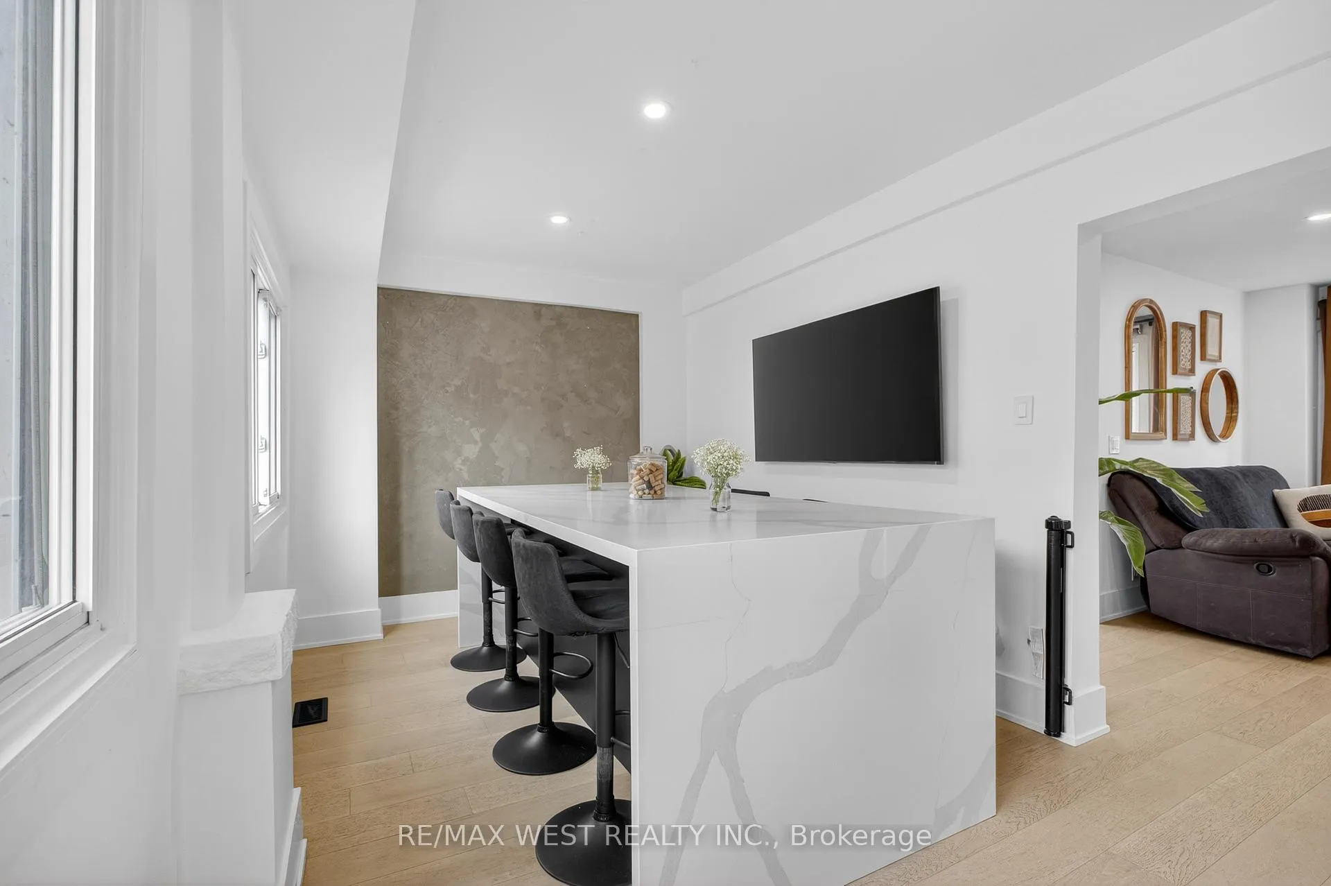 Photo 12 of 834 Beach Boulevard, Hamilton, Hamilton Beach — HOMEH
