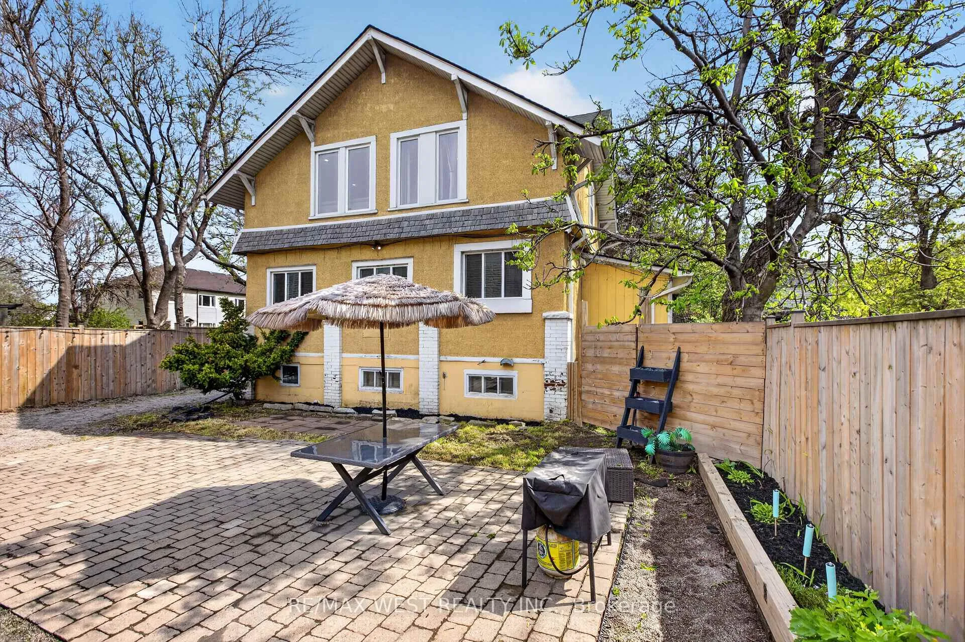 Photo 26 of 834 Beach Boulevard, Hamilton, Hamilton Beach — HOMEH