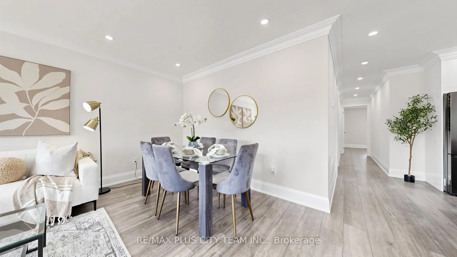 Photo 6 of 63 Picaro Drive, North York, Glenfield-Jane Heights — HOMEH