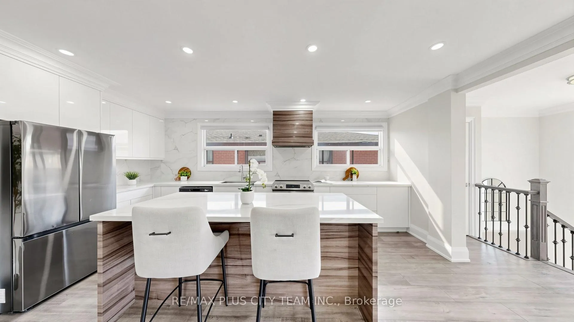 Photo 8 of 63 Picaro Drive, North York, Glenfield-Jane Heights — HOMEH