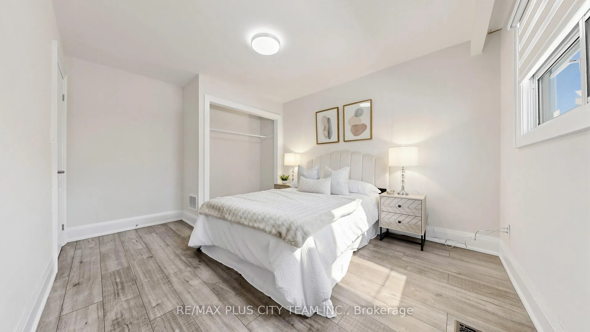 Photo 21 of 63 Picaro Drive, North York, Glenfield-Jane Heights — HOMEH