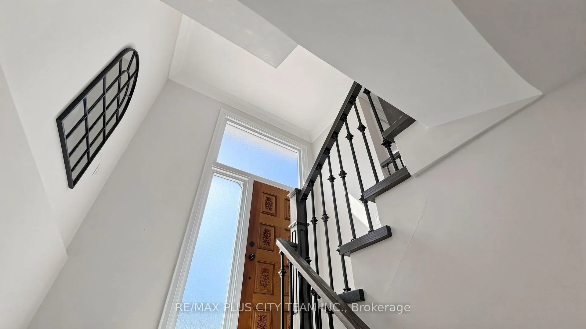 Photo 24 of 63 Picaro Drive, North York, Glenfield-Jane Heights — HOMEH