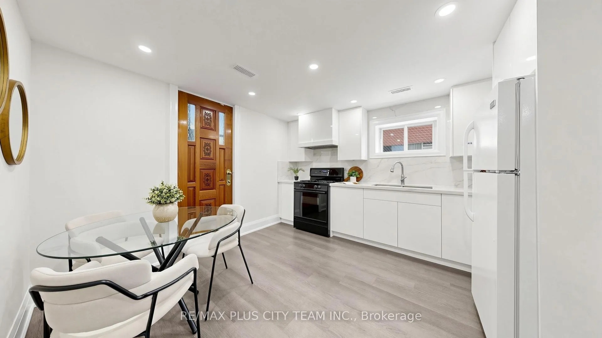 Photo 30 of 63 Picaro Drive, North York, Glenfield-Jane Heights — HOMEH