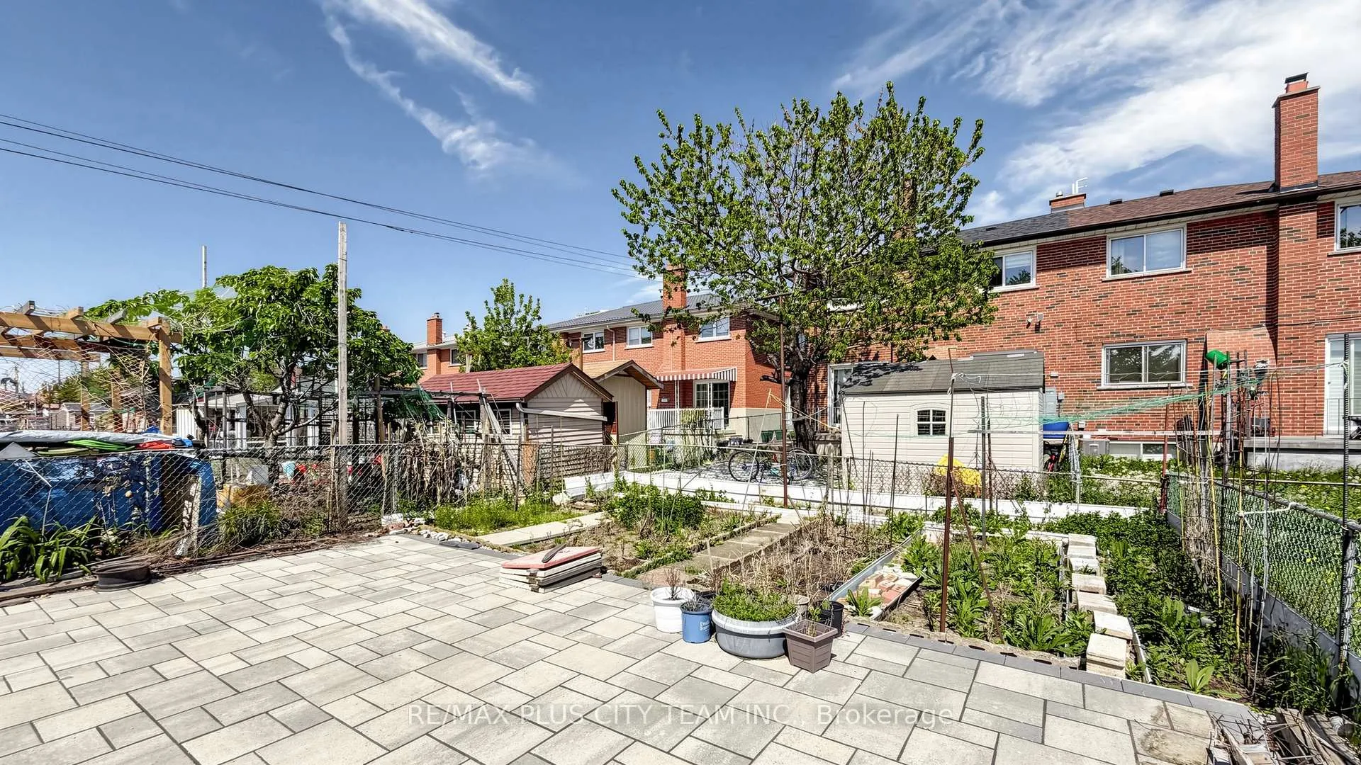 Photo 42 of 63 Picaro Drive, North York, Glenfield-Jane Heights — HOMEH