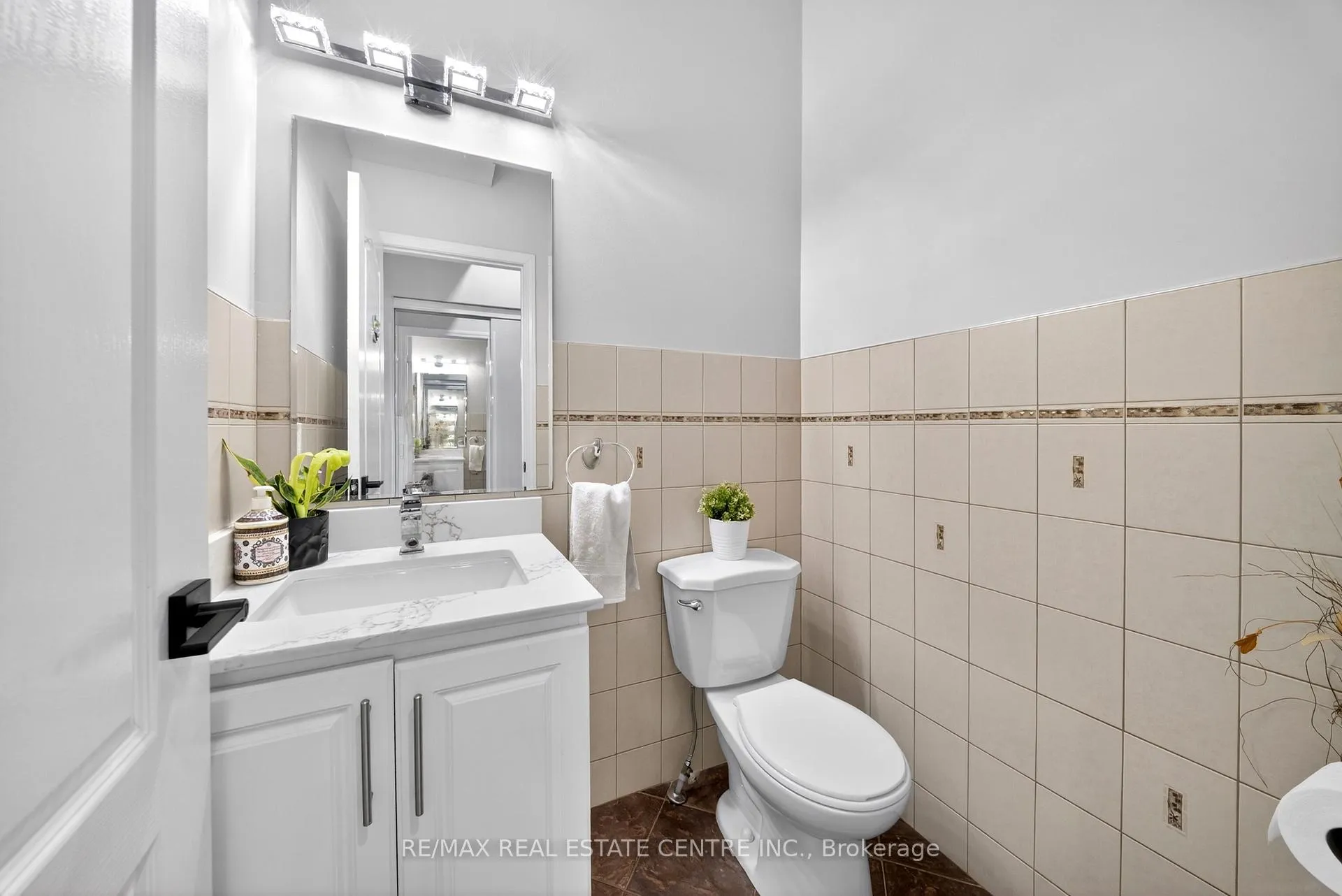 Photo 11 of 207 Arthur Fach Drive, Cambridge, Fiddlesticks — HOMEH