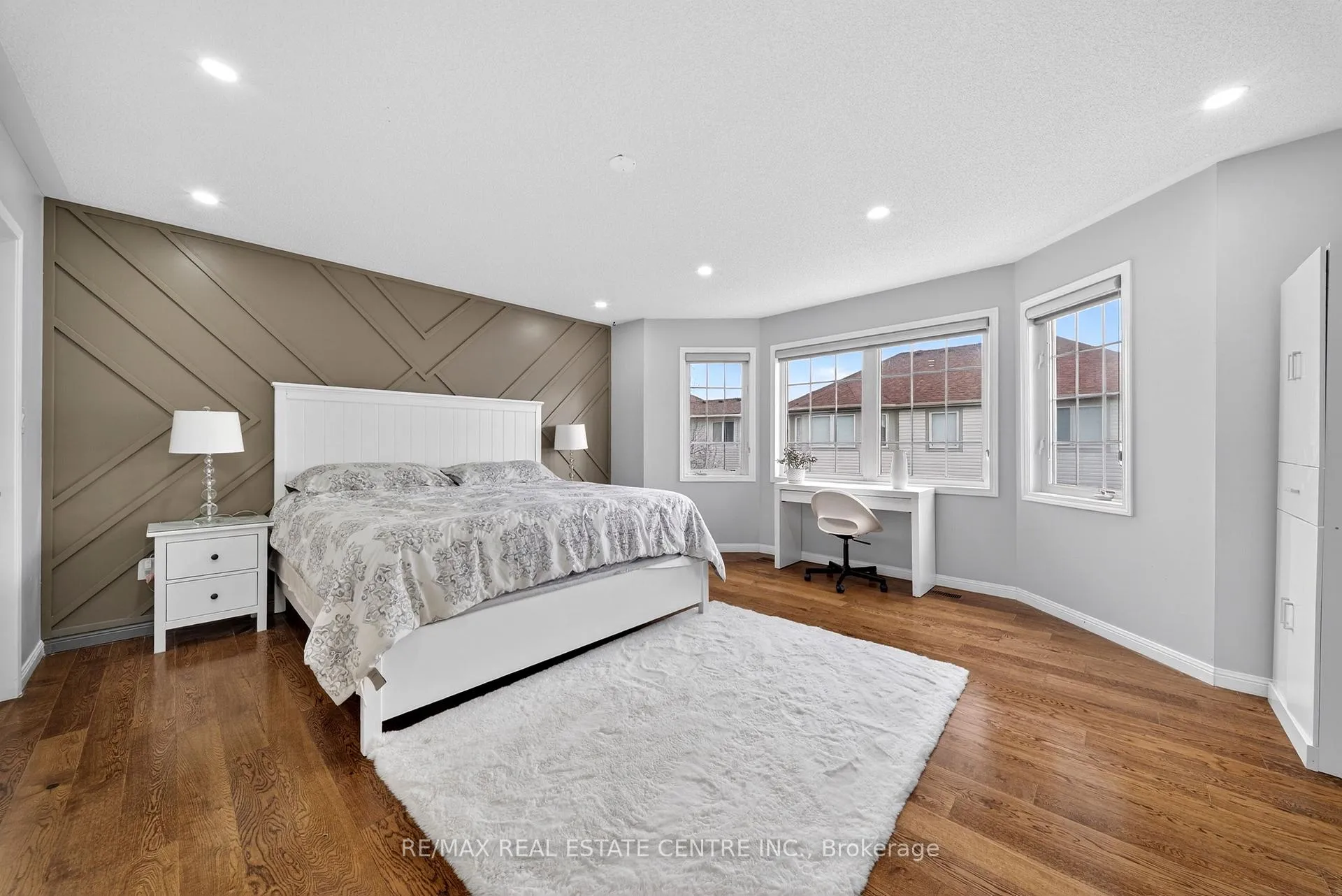 Photo 26 of 207 Arthur Fach Drive, Cambridge, Fiddlesticks — HOMEH