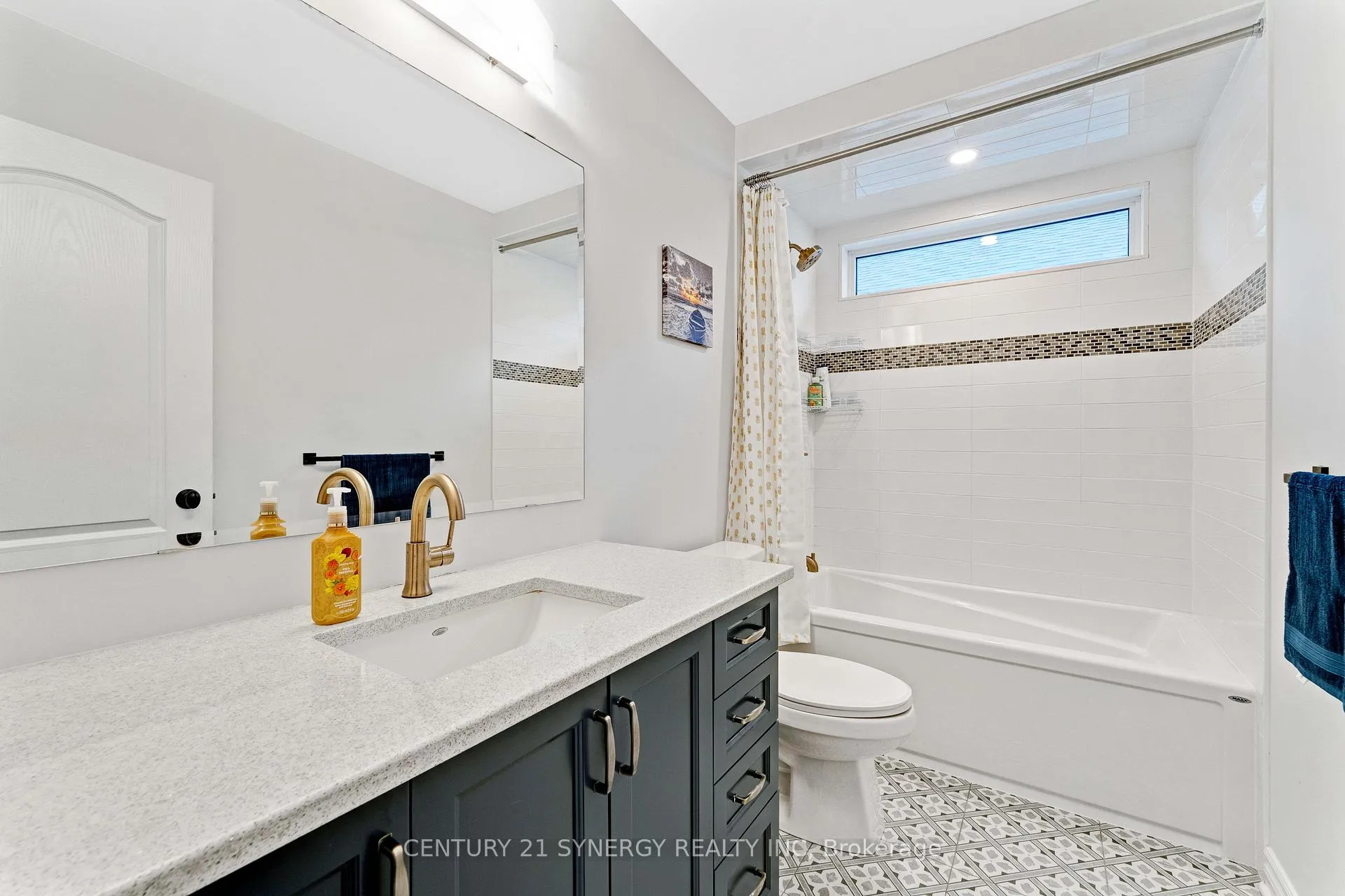Photo 24 of 555 Bobolink Ridge, Ottawa, Stittsville (South) — HOMEH