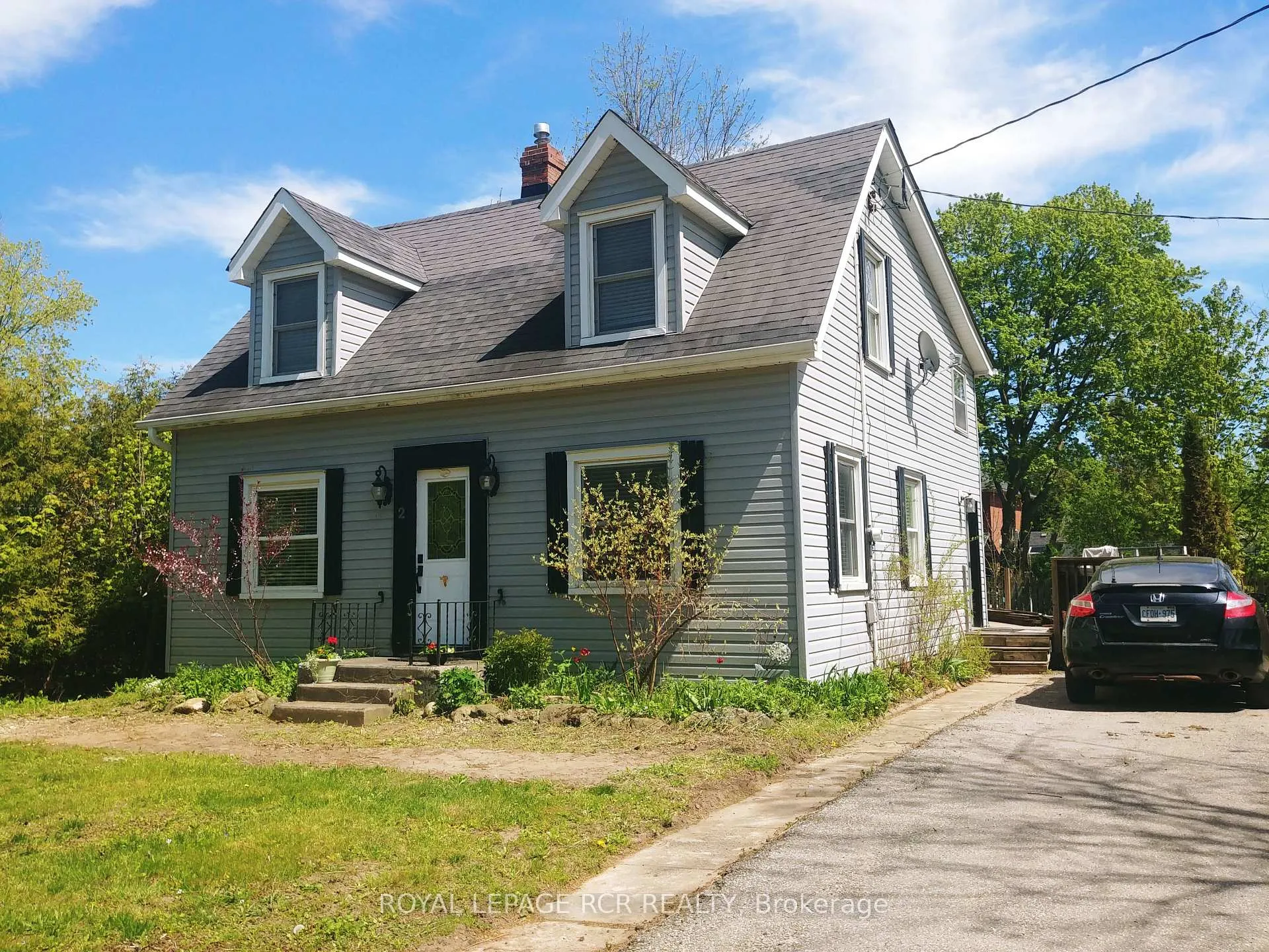 Photo 2 of 2 Dundas W Street, Erin — HOMEH