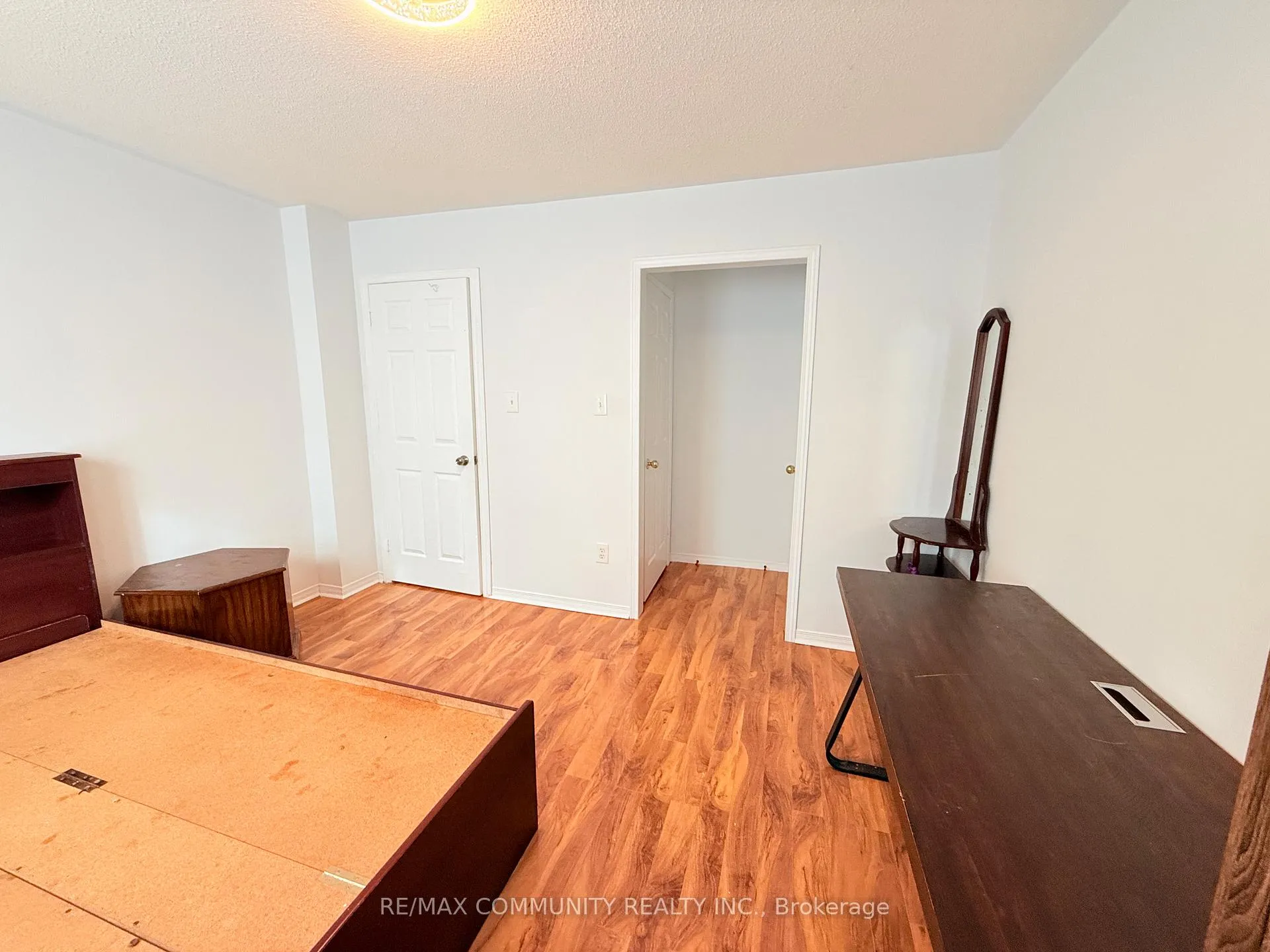 Photo 12 of 78 Shady Pine Circle S, Brampton, Sandringham-Wellington — HOMEH