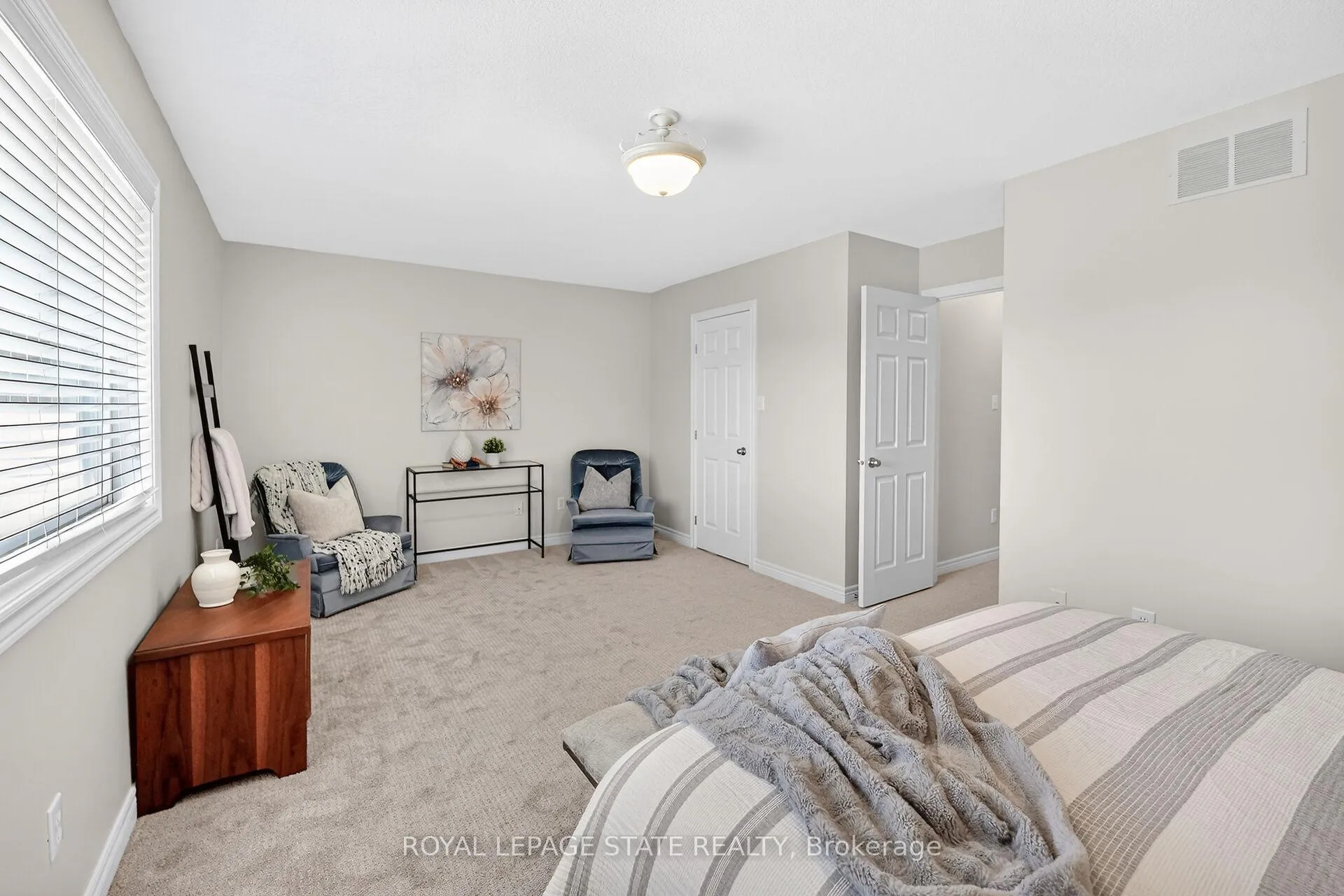 Photo 19 of 122 Magnolia Crescent, Grimsby, Grimsby West — HOMEH
