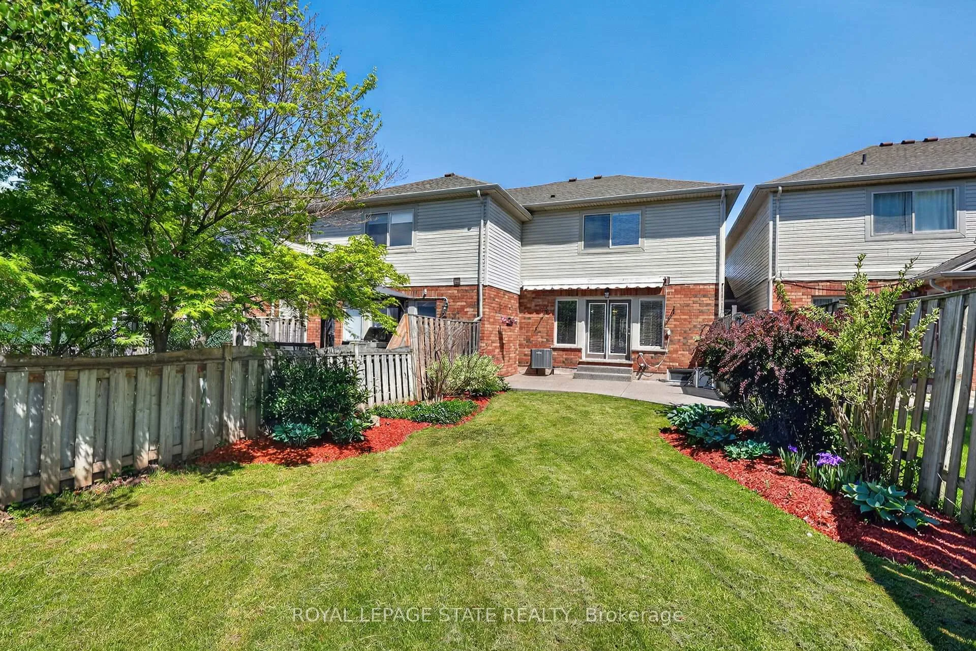 Photo 32 of 122 Magnolia Crescent, Grimsby, Grimsby West — HOMEH
