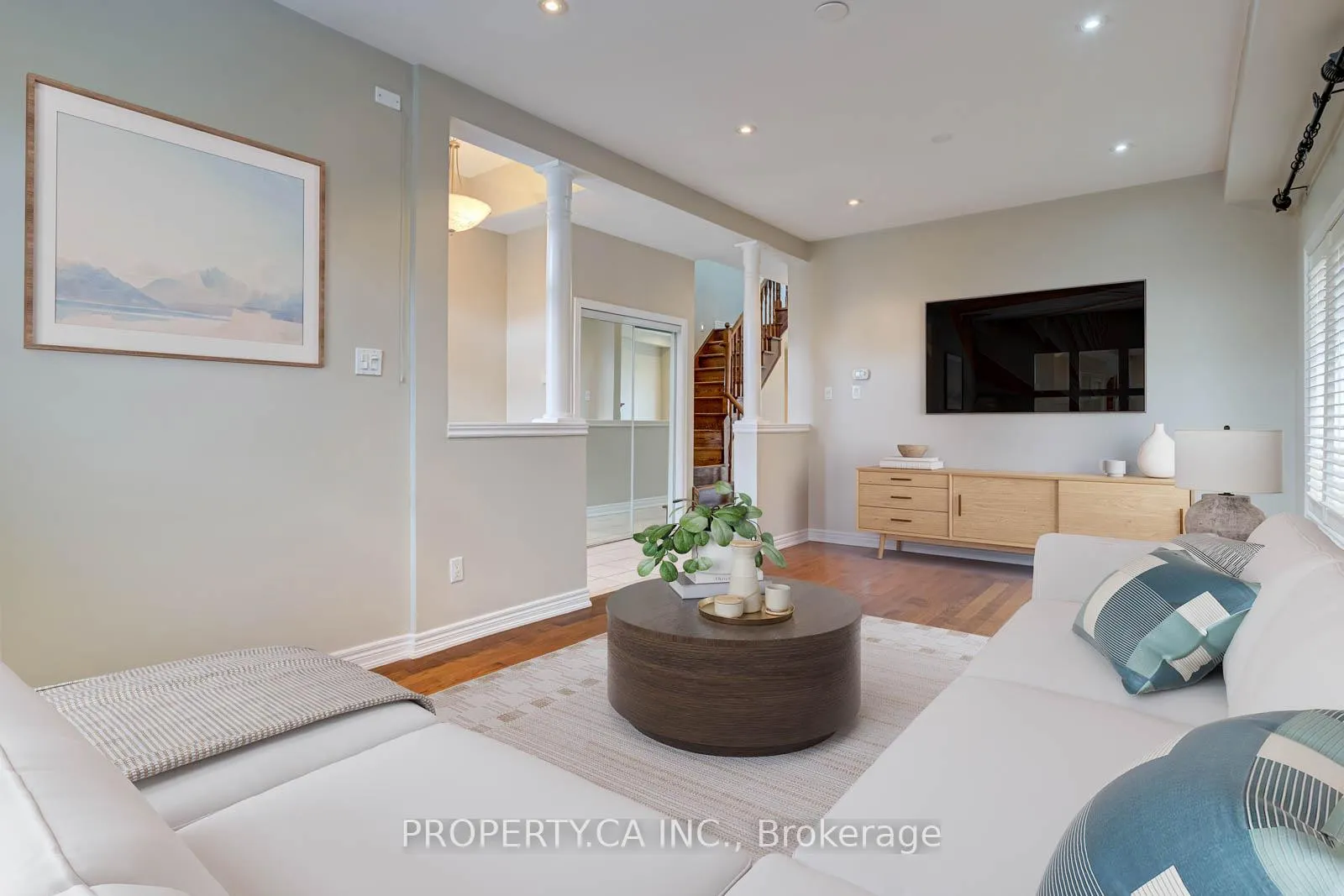Photo 4 of 23 Panorama Way, Hamilton, Winona Park — HOMEH