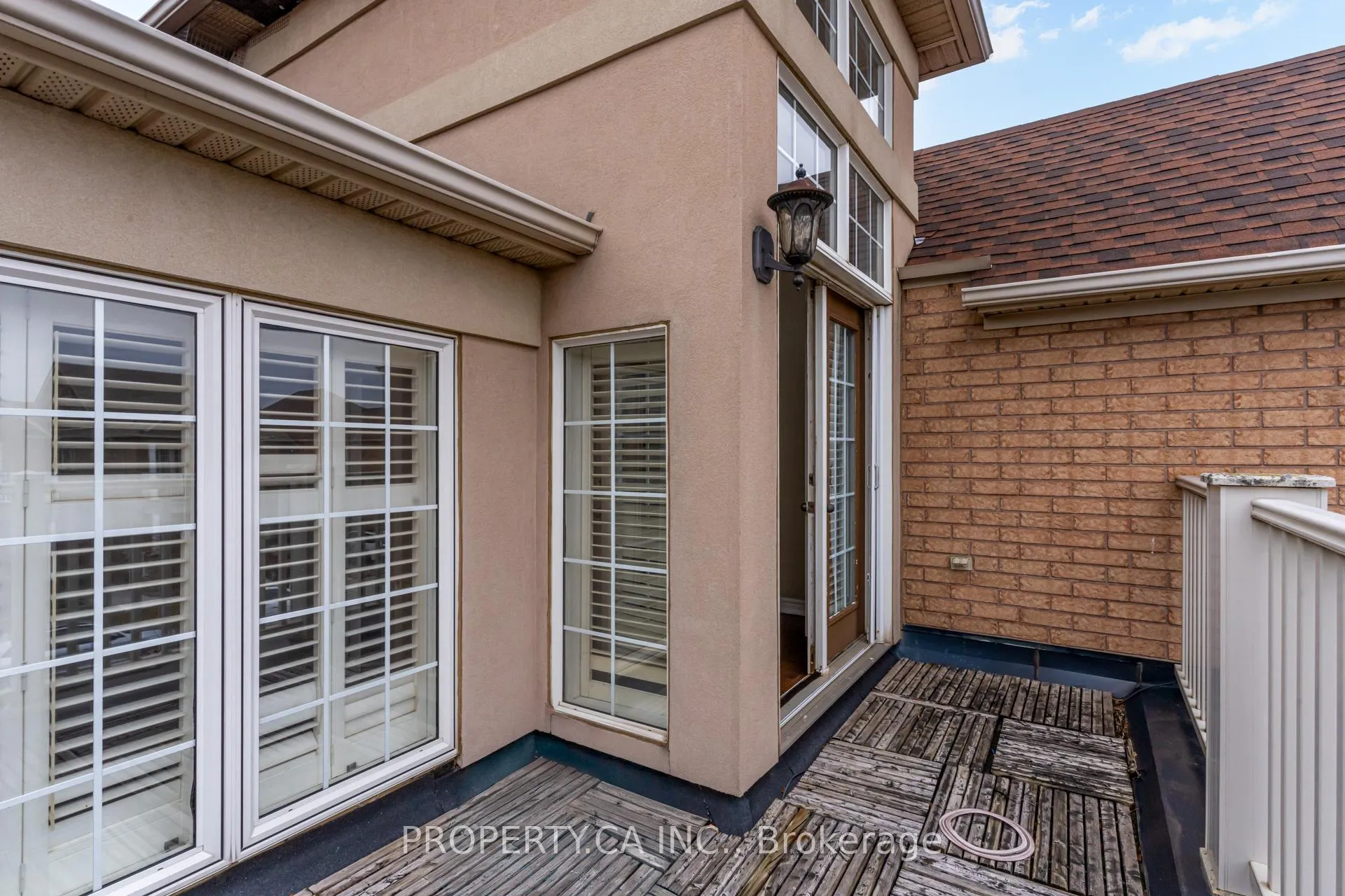 Photo 16 of 23 Panorama Way, Hamilton, Winona Park — HOMEH