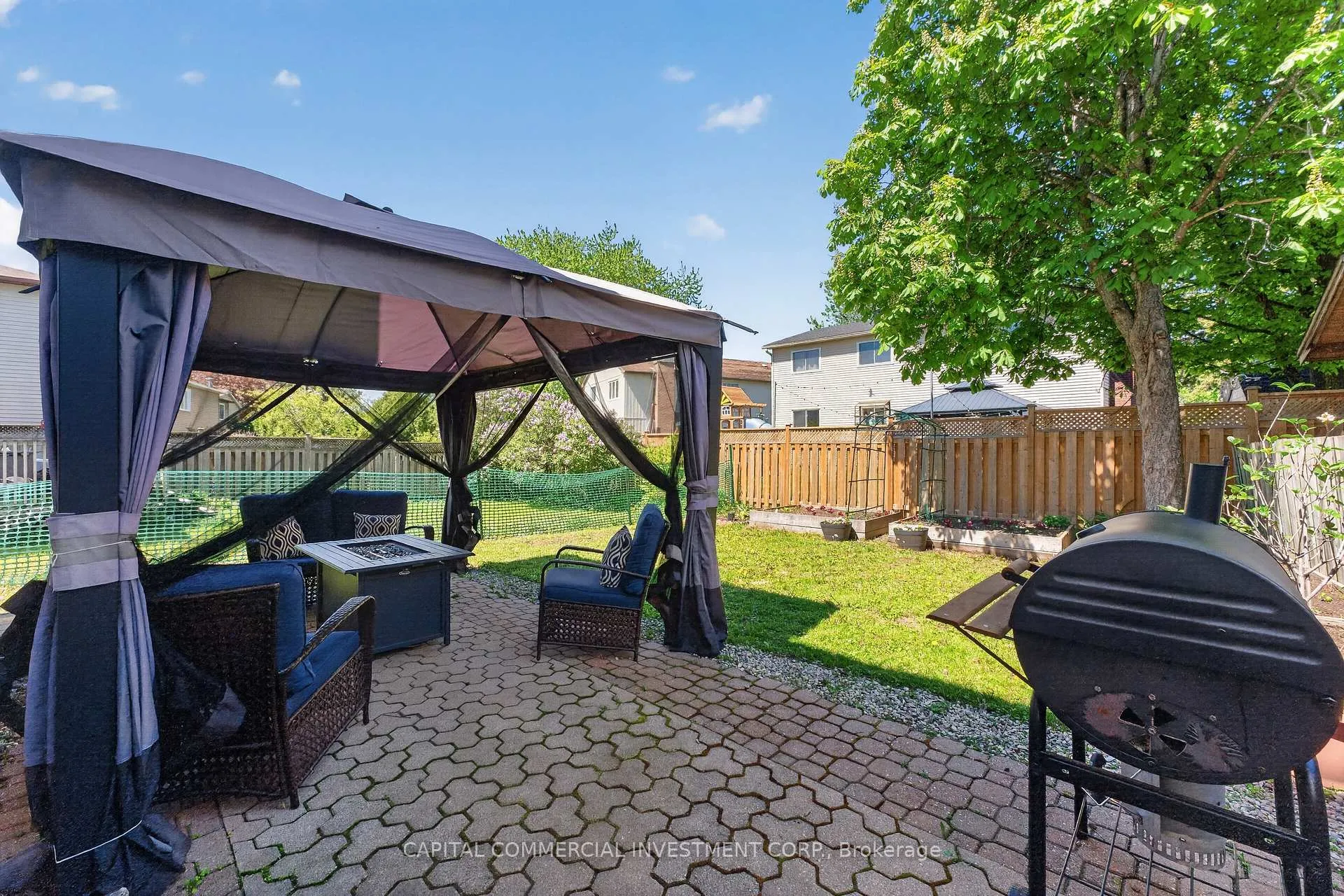 Photo 35 of 71 Equestrian Drive, Ottawa, Kanata - Bridlewood — HOMEH
