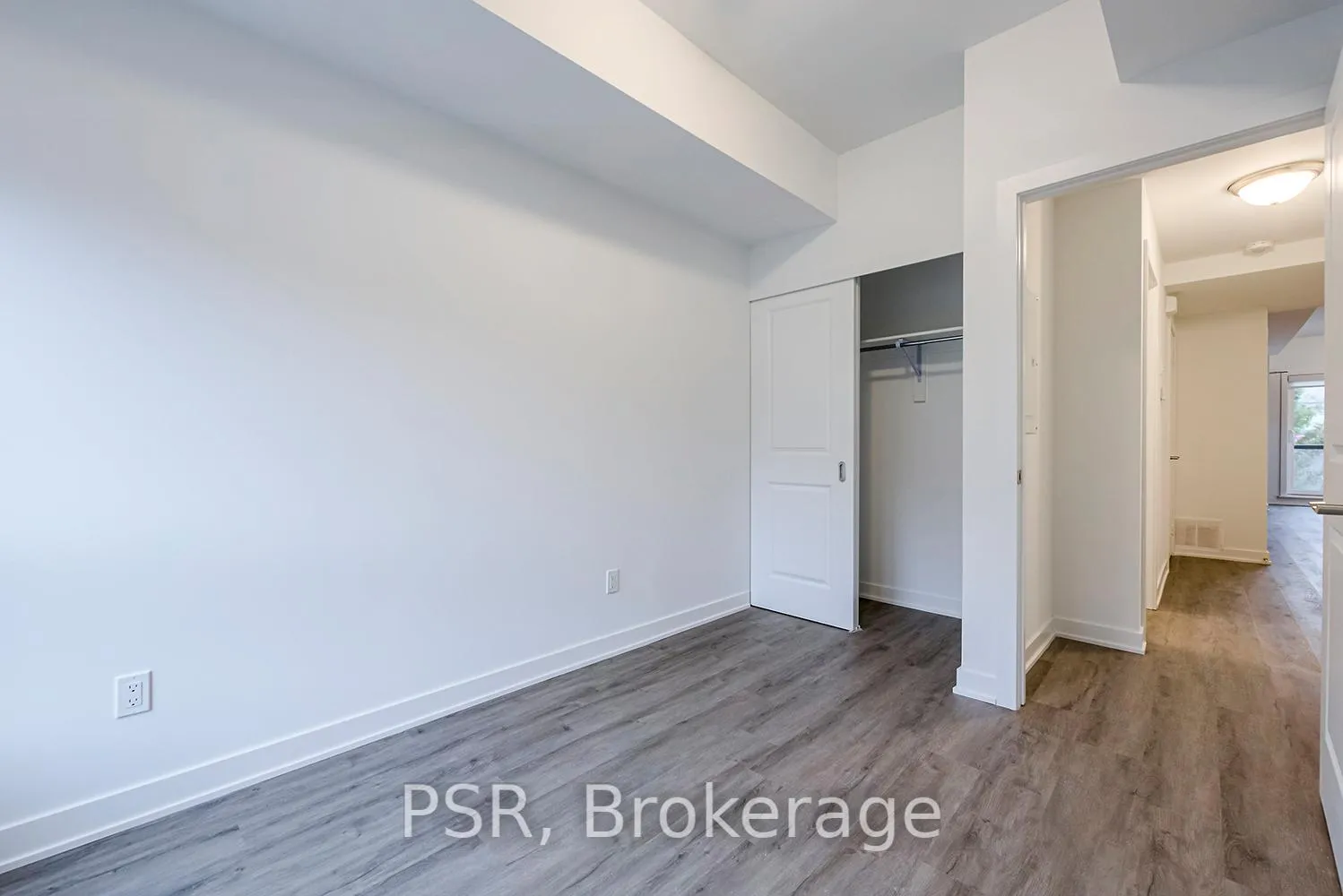 Photo 12 of Unit 210, 41 Danforth Road, Scarborough, Oakridge — HOMEH