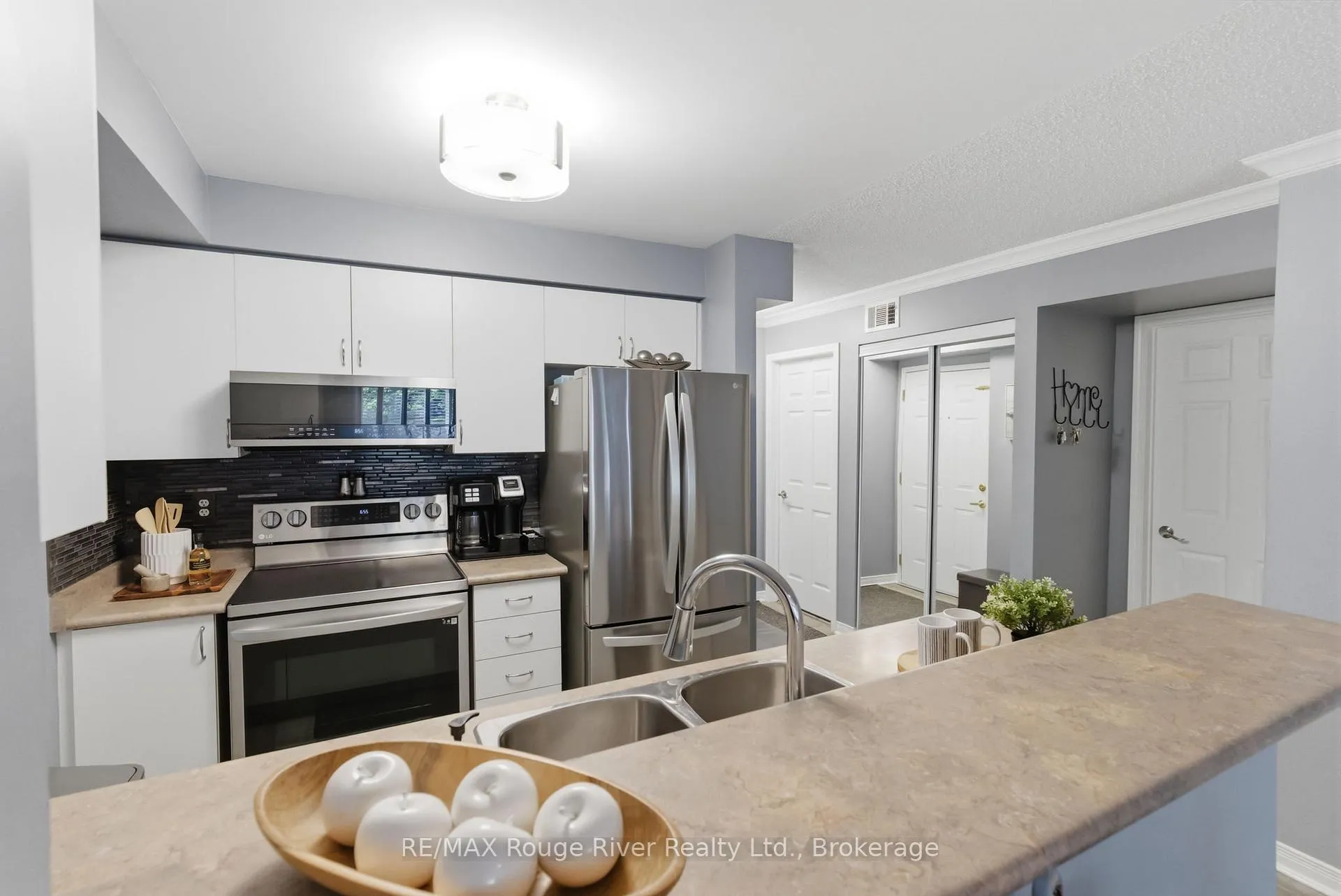 Photo 9 of Unit 1, 8 Petra Way, Whitby, Pringle Creek — HOMEH