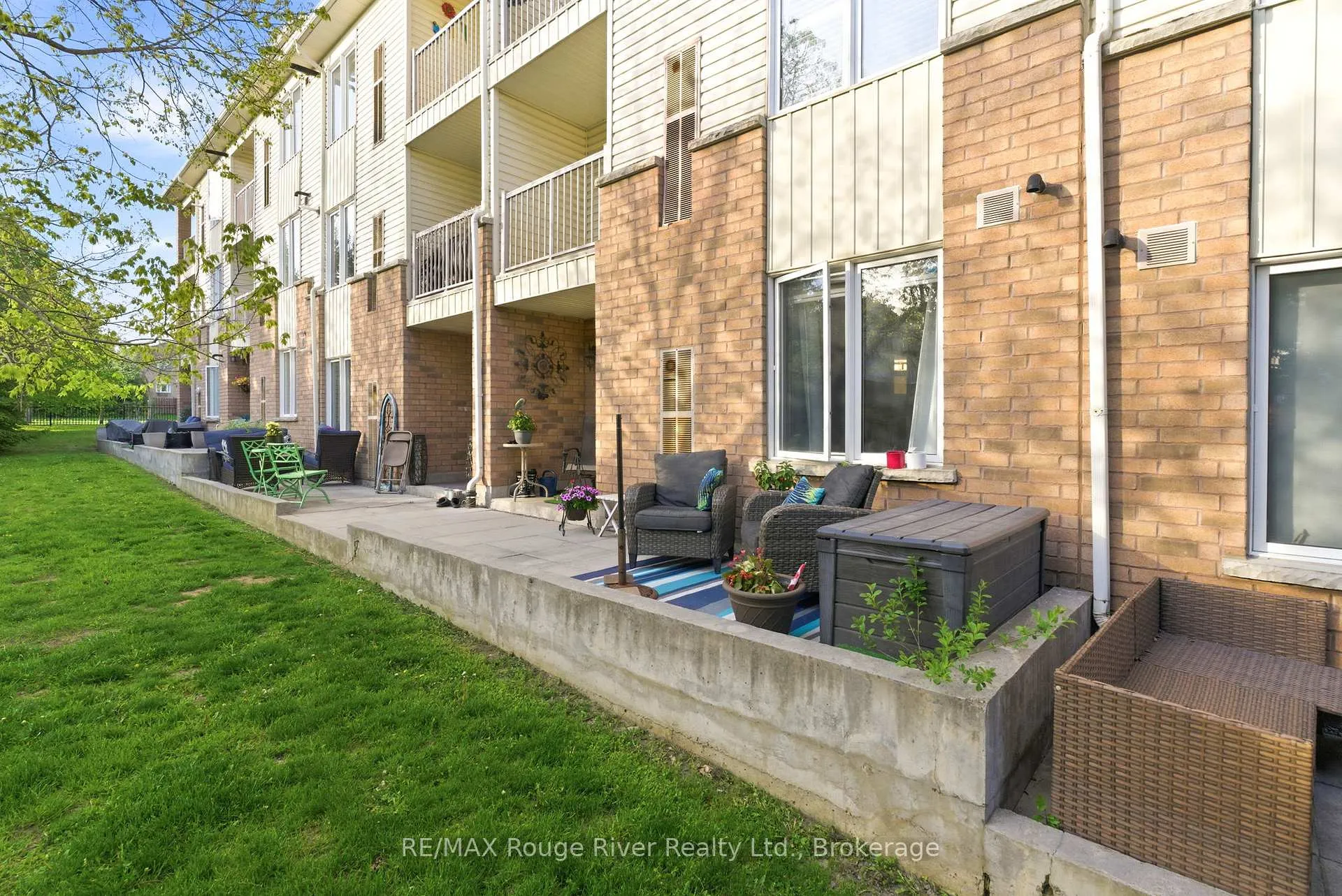 Photo 29 of Unit 1, 8 Petra Way, Whitby, Pringle Creek — HOMEH