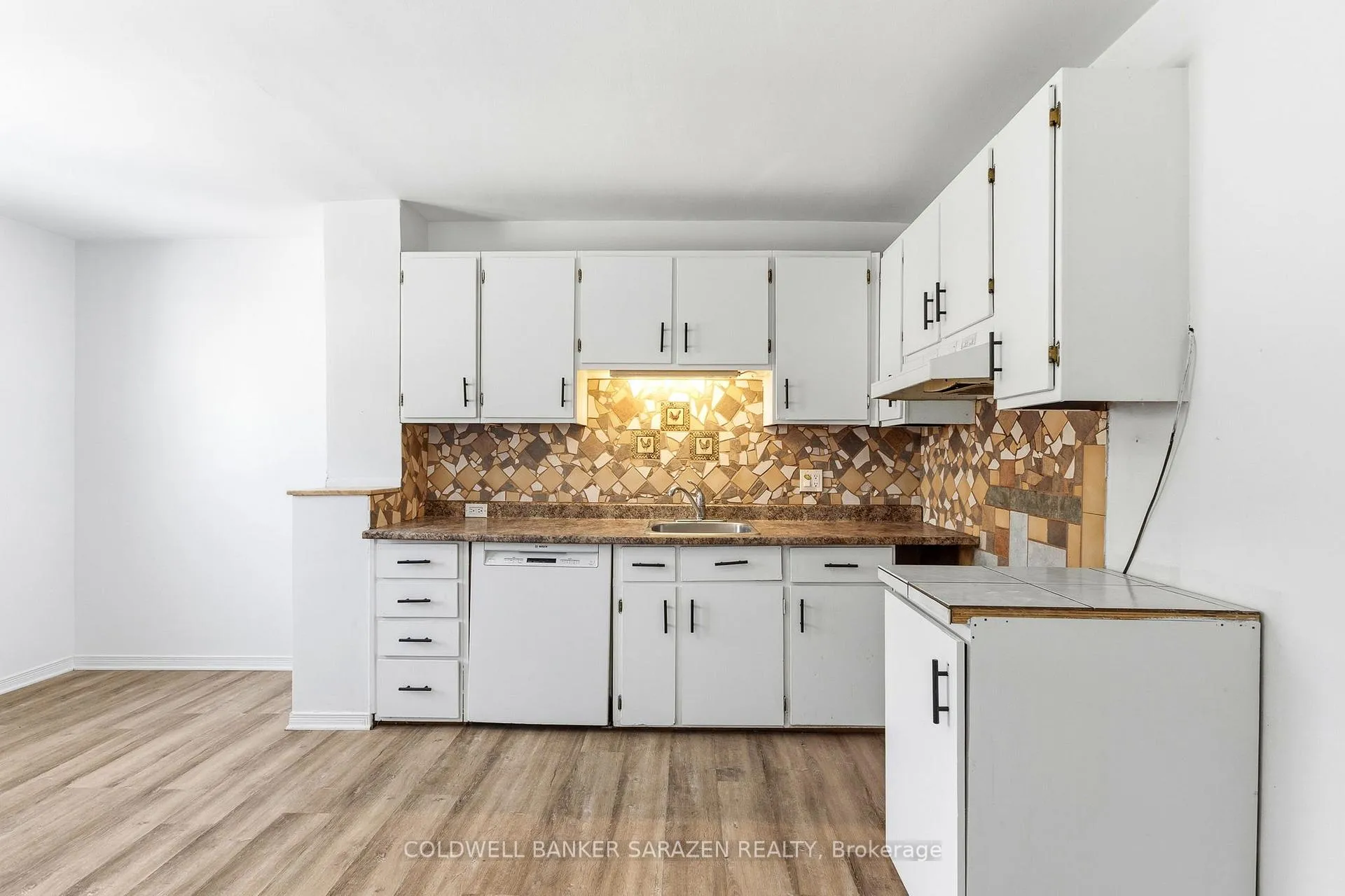 Photo 5 of 278 St Jacques Street, Ottawa, Vanier — HOMEH