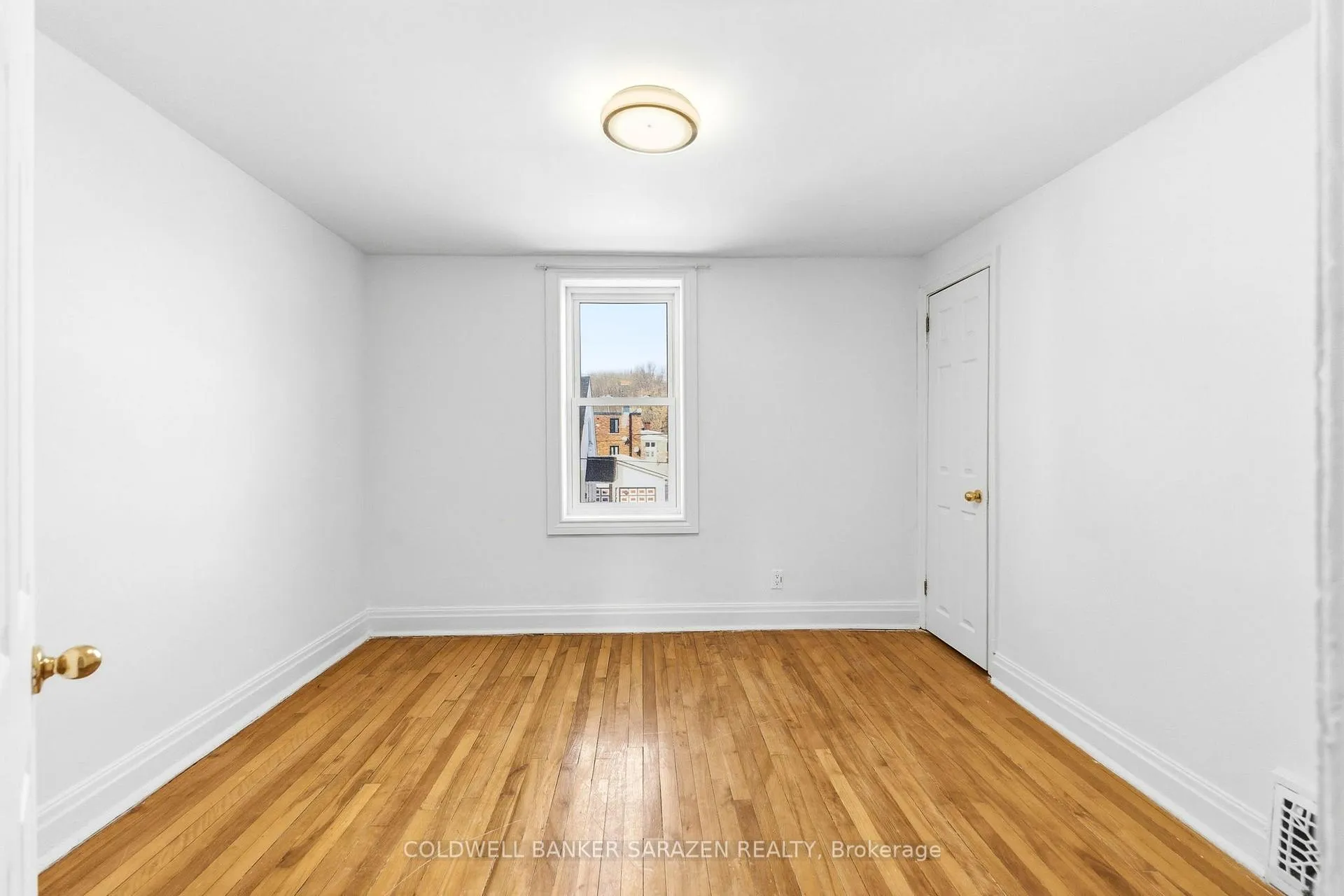 Photo 15 of 278 St Jacques Street, Ottawa, Vanier — HOMEH