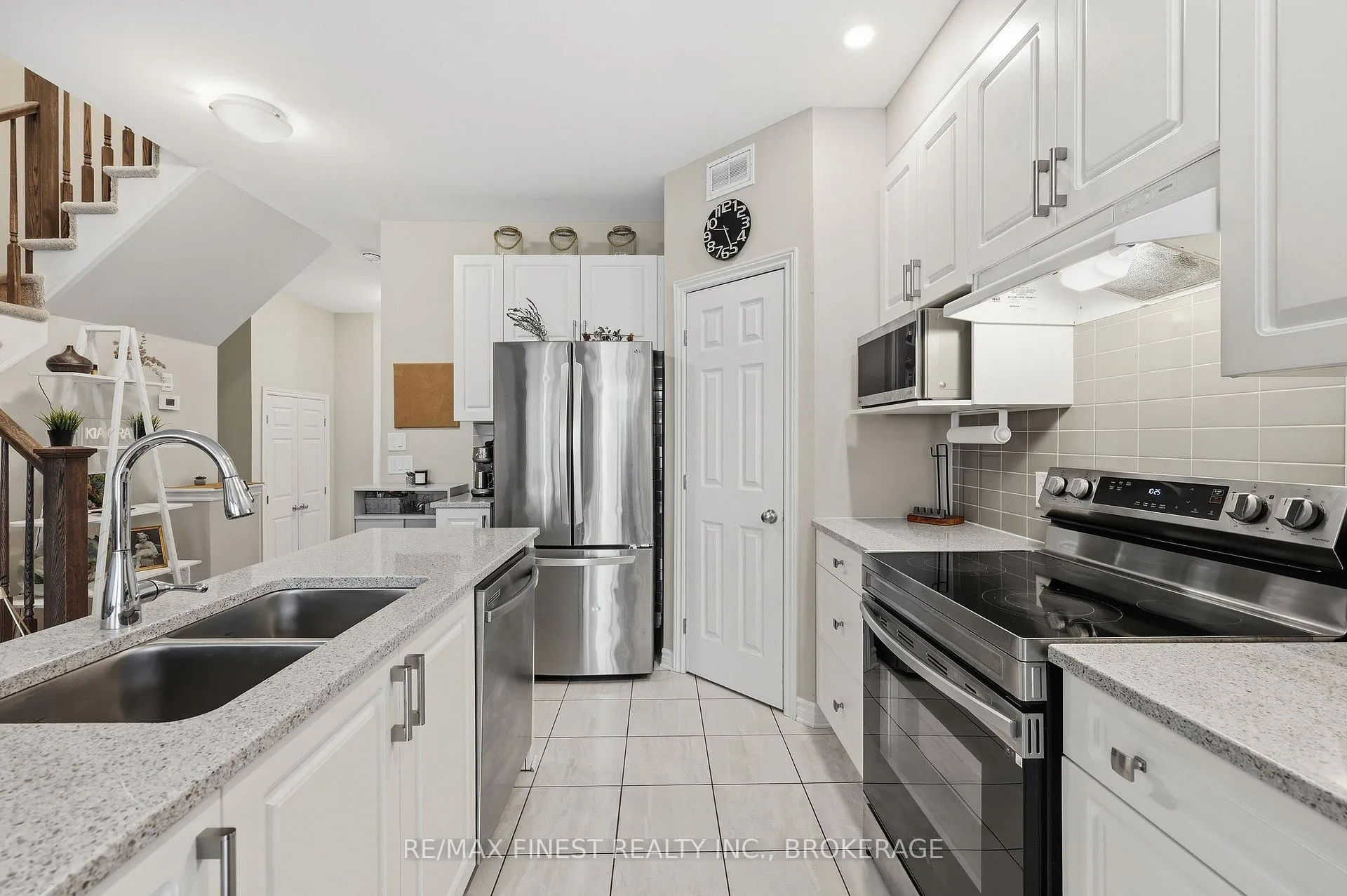 Photo 12 of 1685 Tenley Drive, Kingston, City Northwest — HOMEH