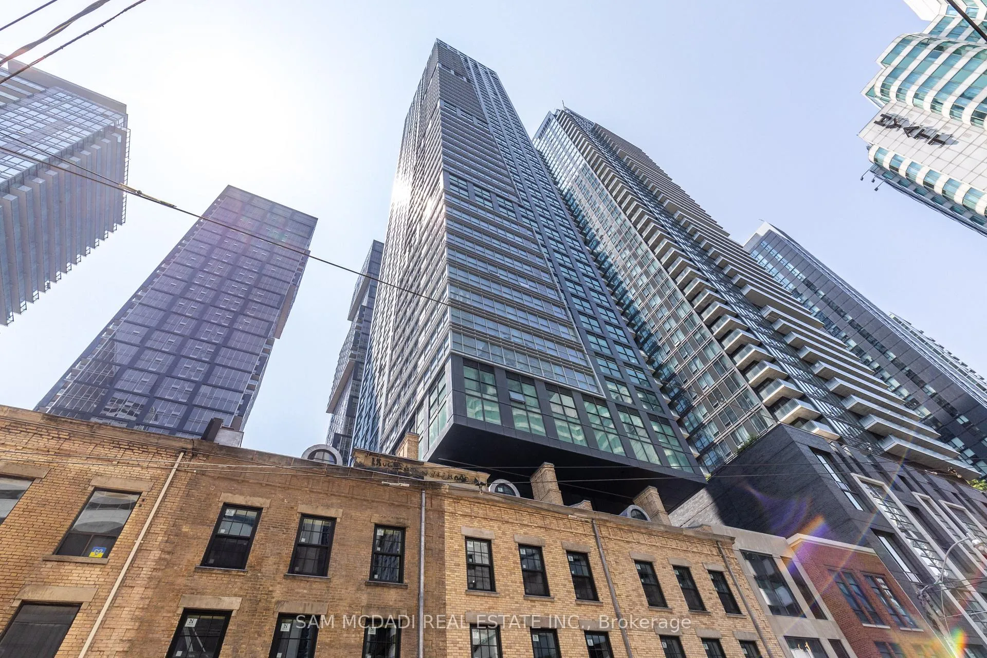 Front of Unit 602, 327 King Street W