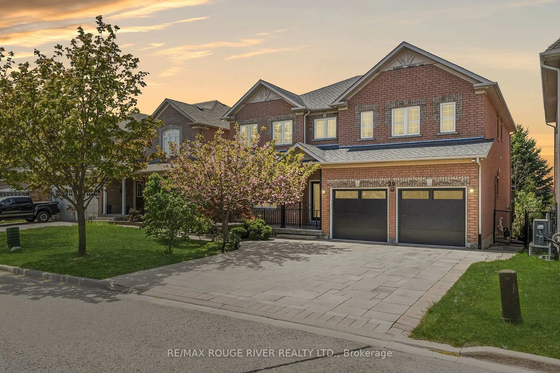 Photo 1 of 29 Sheldon Drive, Ajax, Central — HOMEH