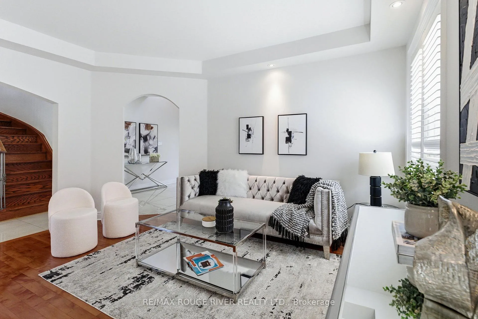 Photo 7 of 29 Sheldon Drive, Ajax, Central — HOMEH