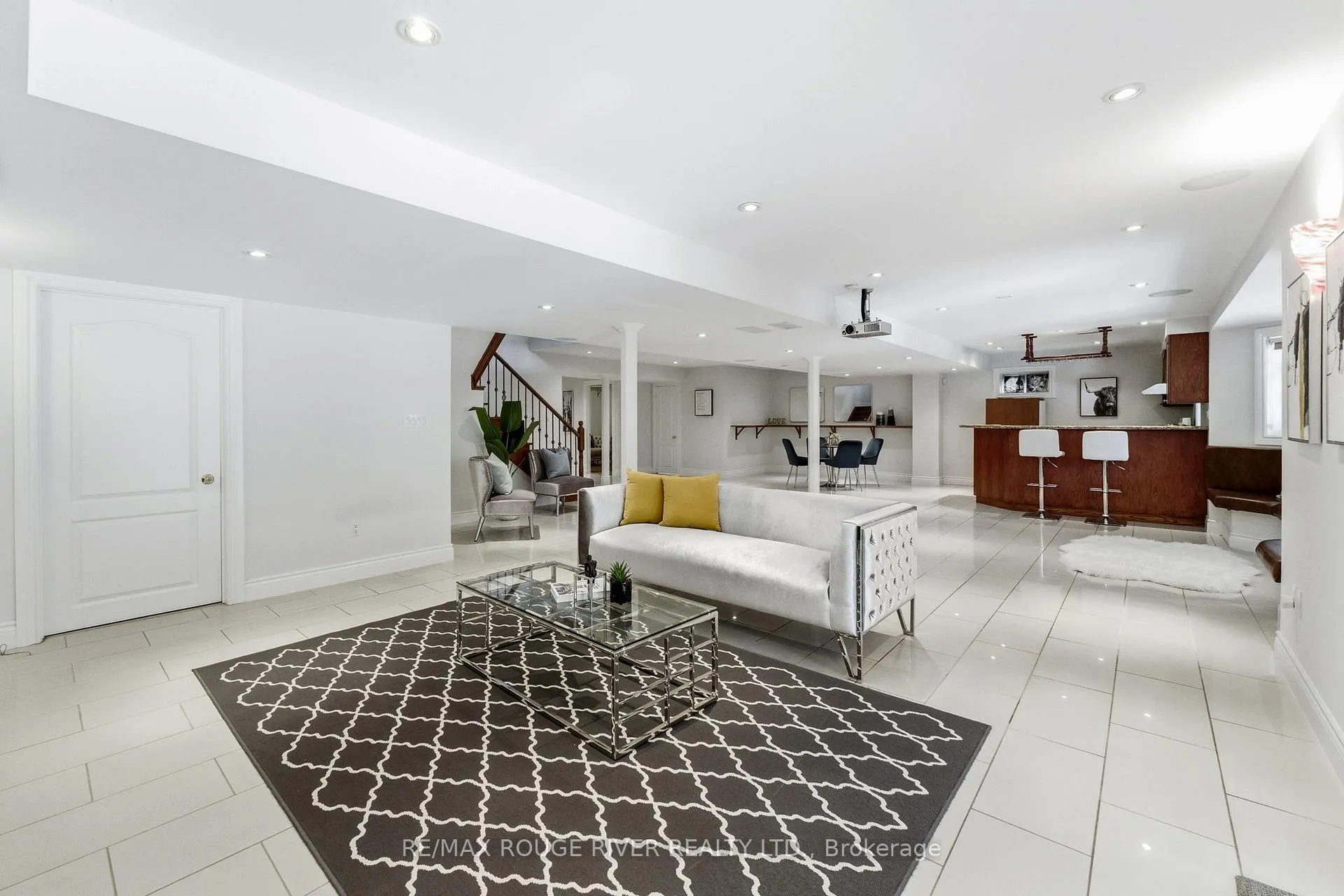 Photo 38 of 29 Sheldon Drive, Ajax, Central — HOMEH